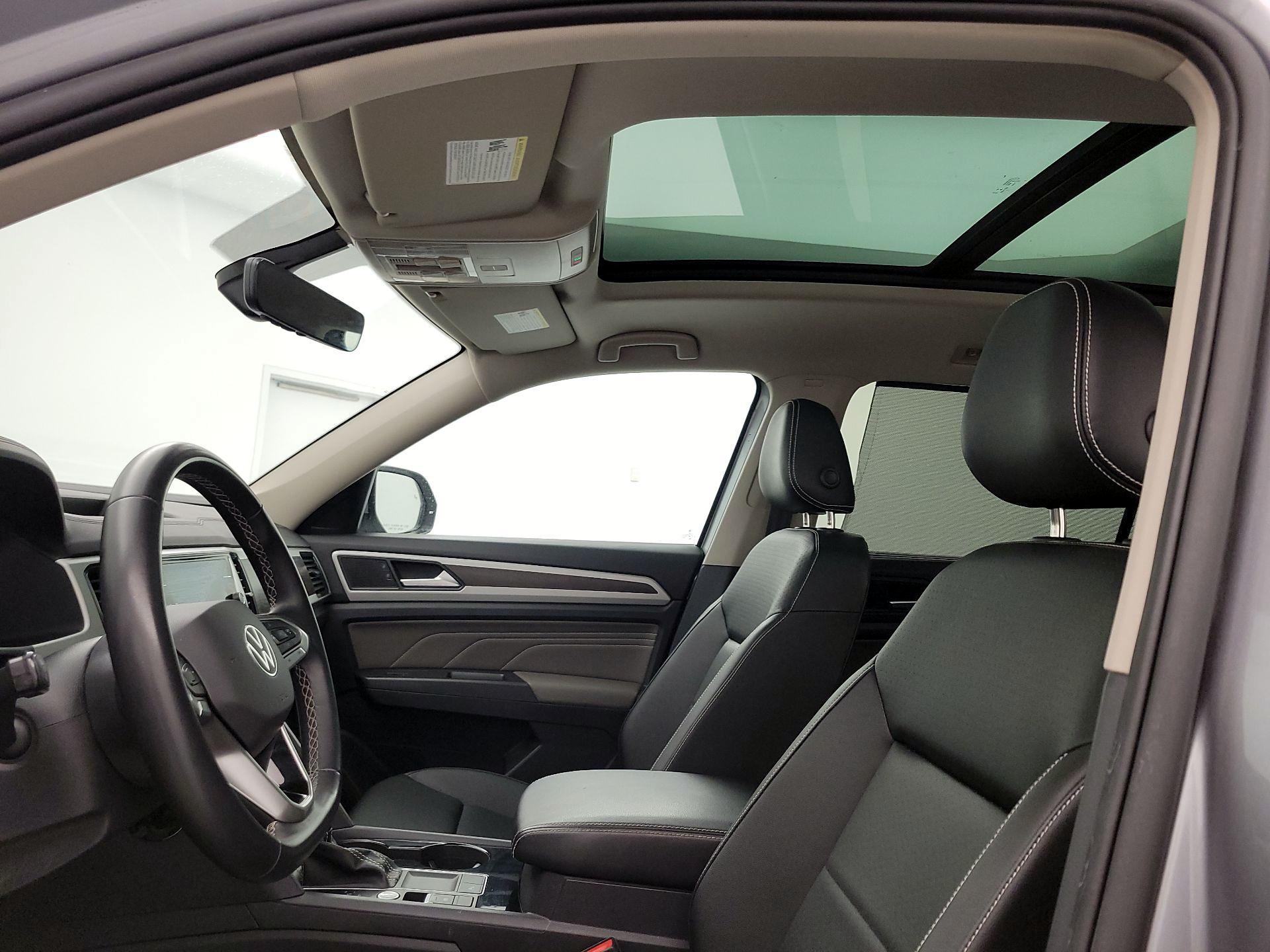 Thumbnail: 2023 Volkswagen Atlas - 19