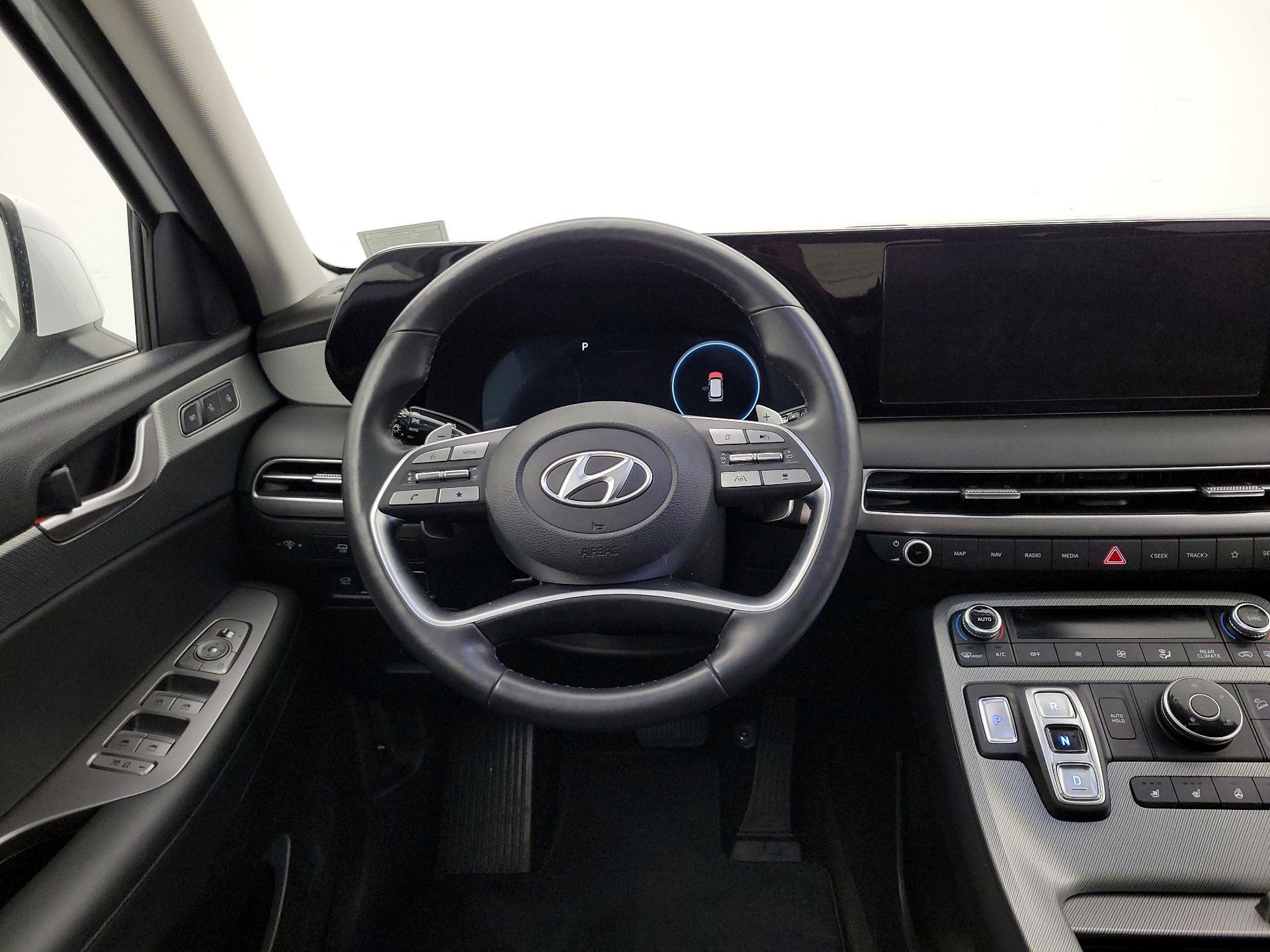 Thumbnail: 2023 Hyundai Palisade - 10