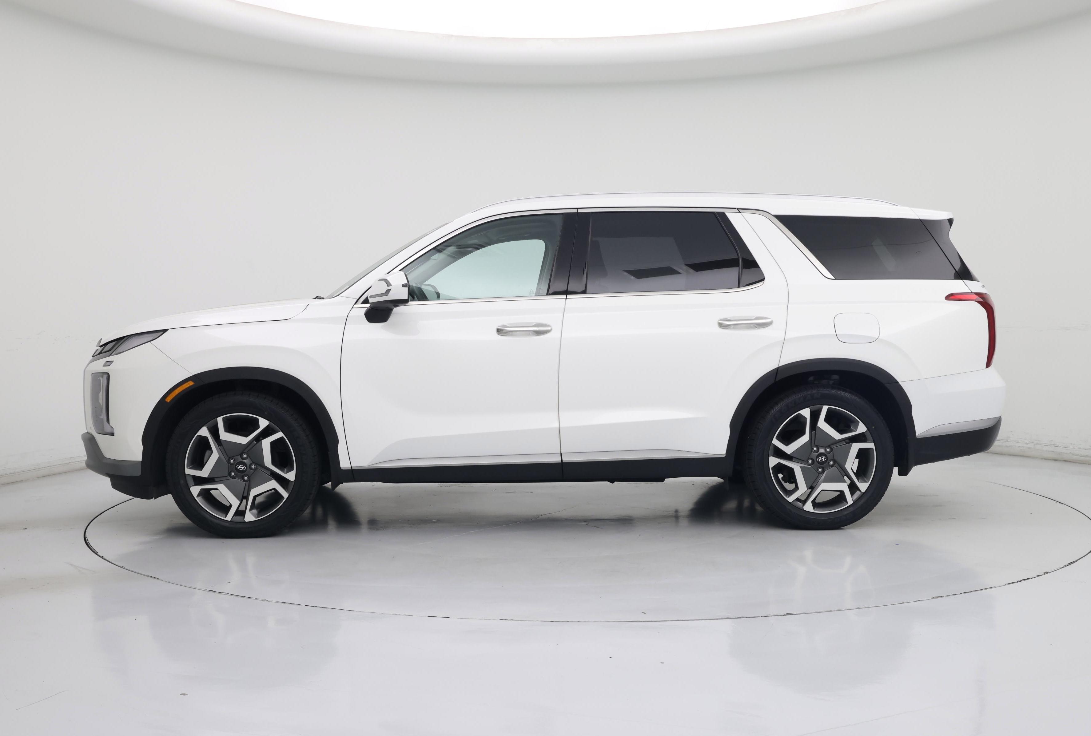 Thumbnail: 2023 Hyundai Palisade - 3