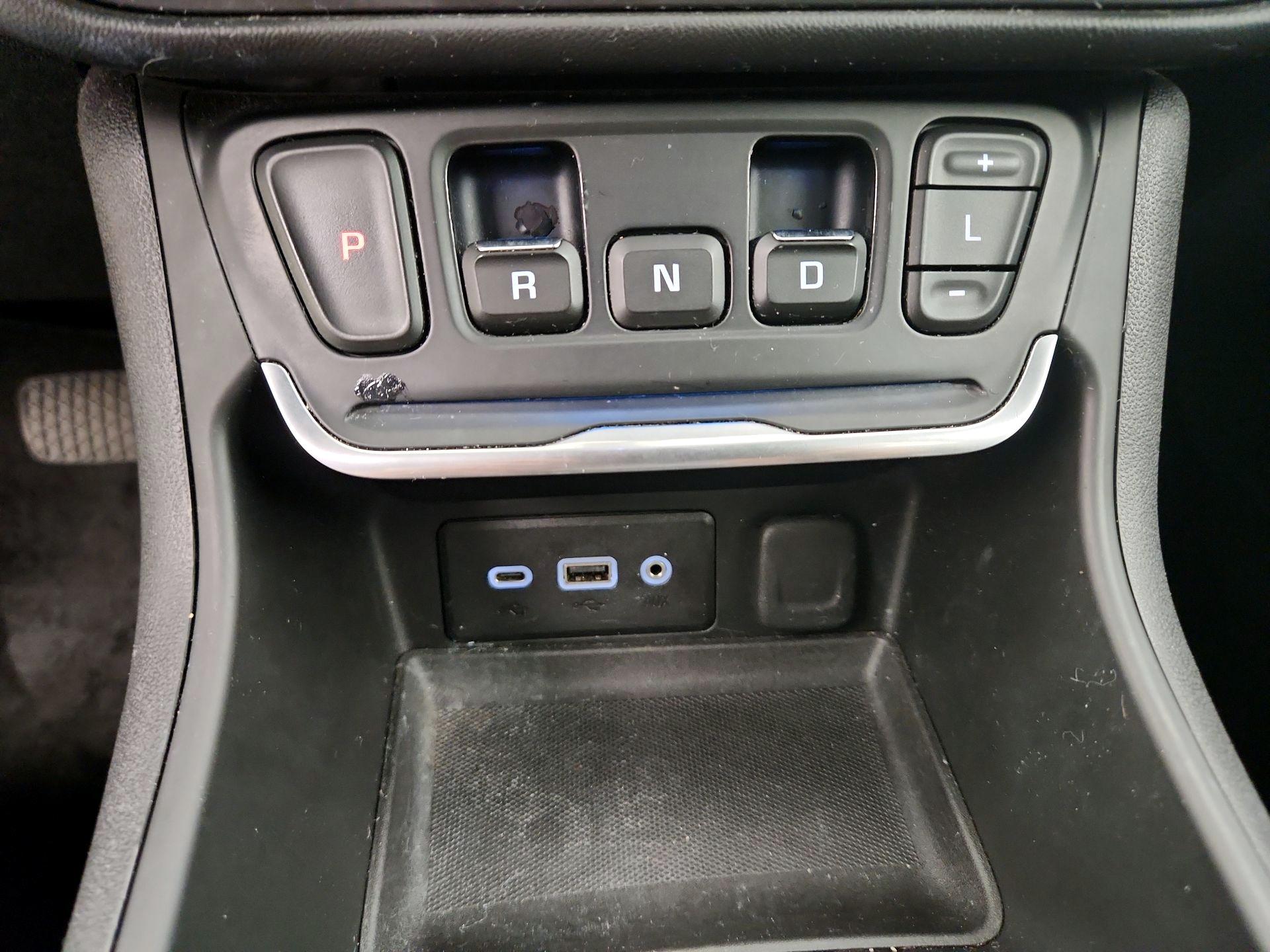 Thumbnail: 2018 GMC Terrain - 17