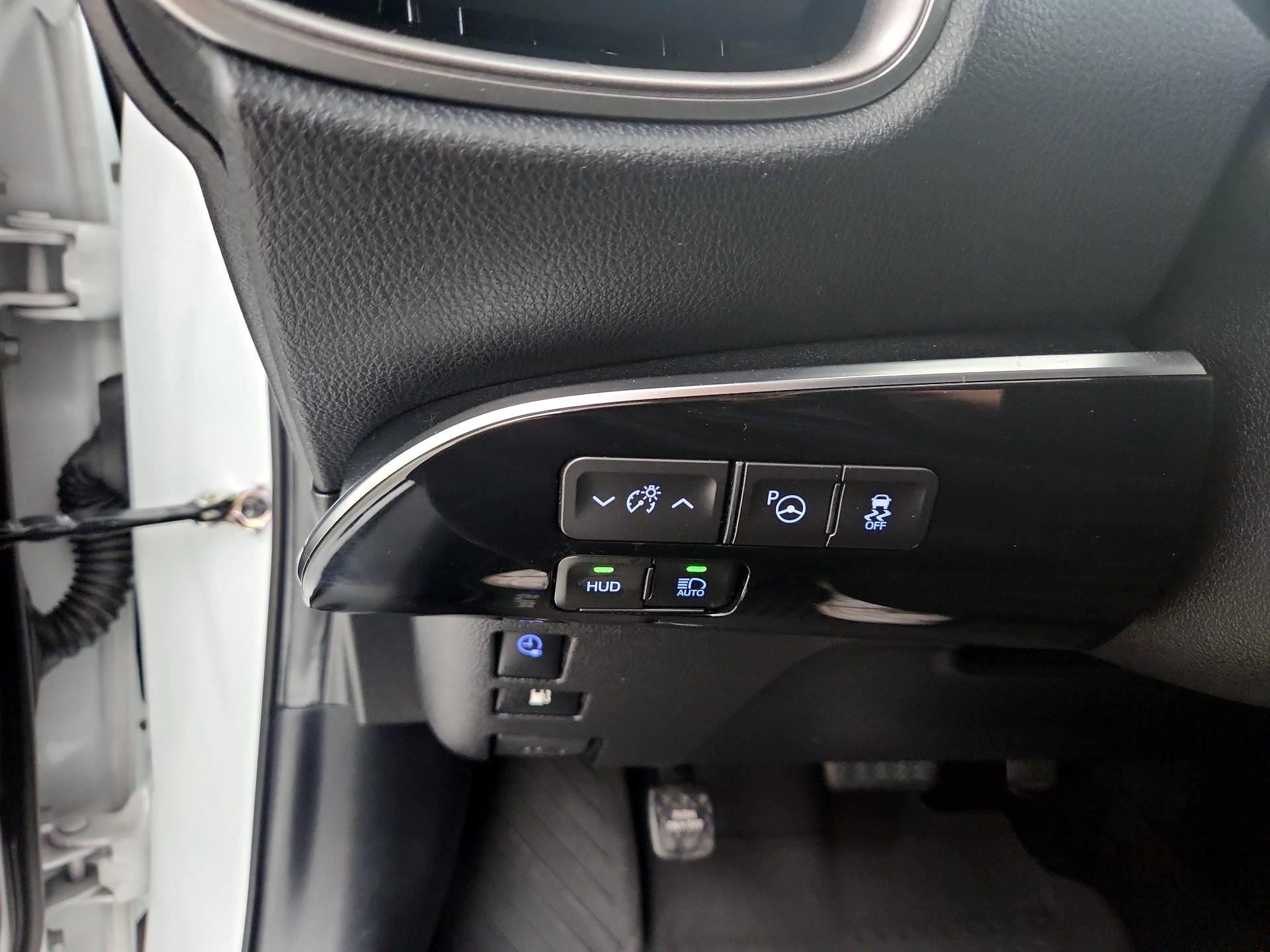 Thumbnail: 2021 Toyota Prius Prime - 13