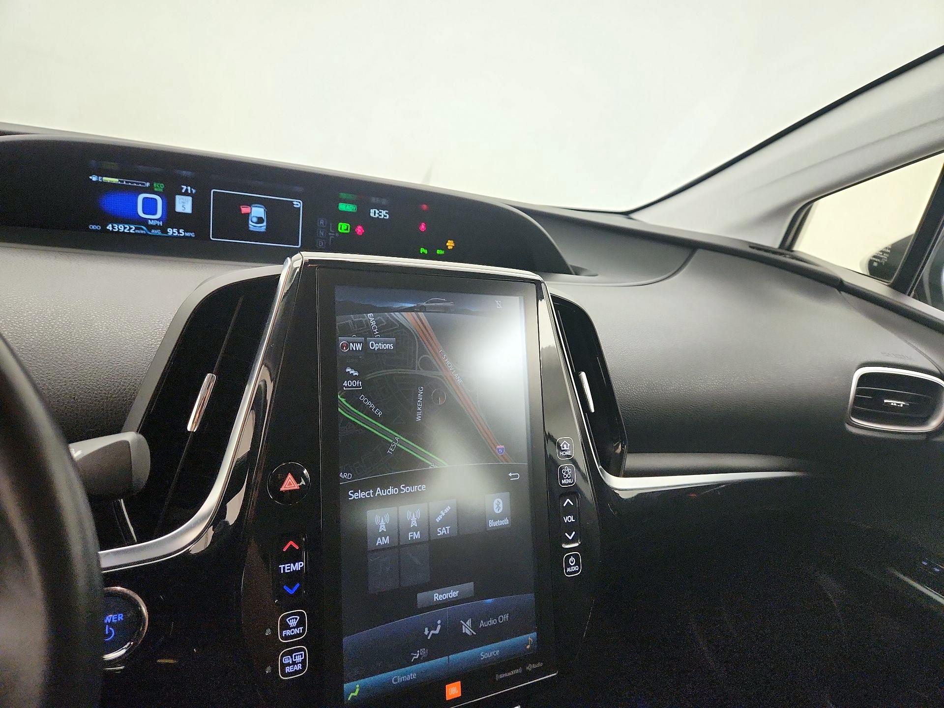 Thumbnail: 2021 Toyota Prius Prime - 14