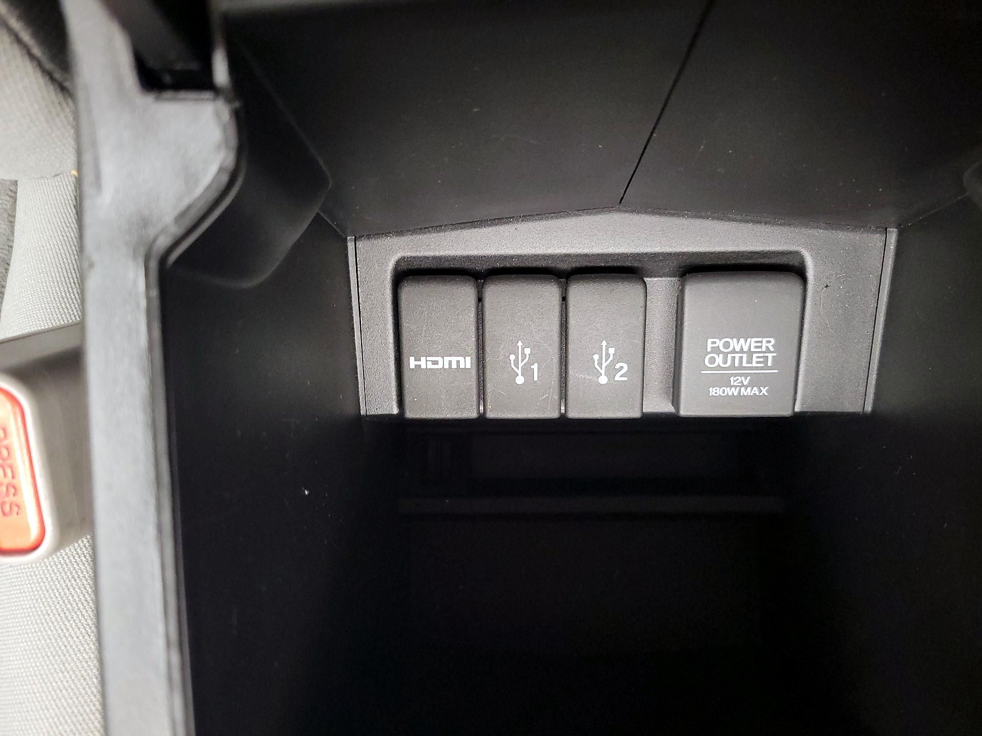 Thumbnail: 2015 Honda CR-V - 18