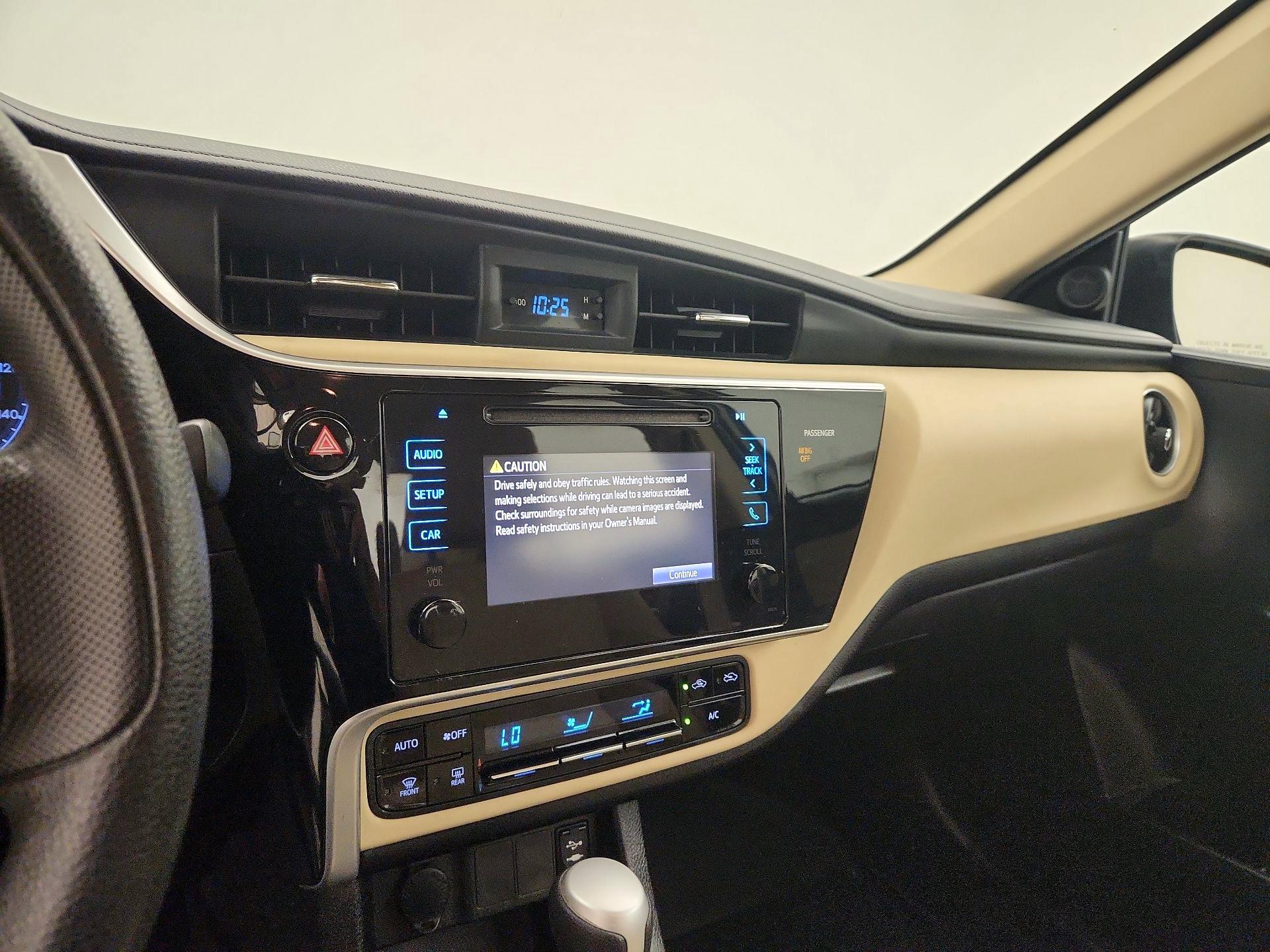 Thumbnail: 2017 Toyota Corolla - 16
