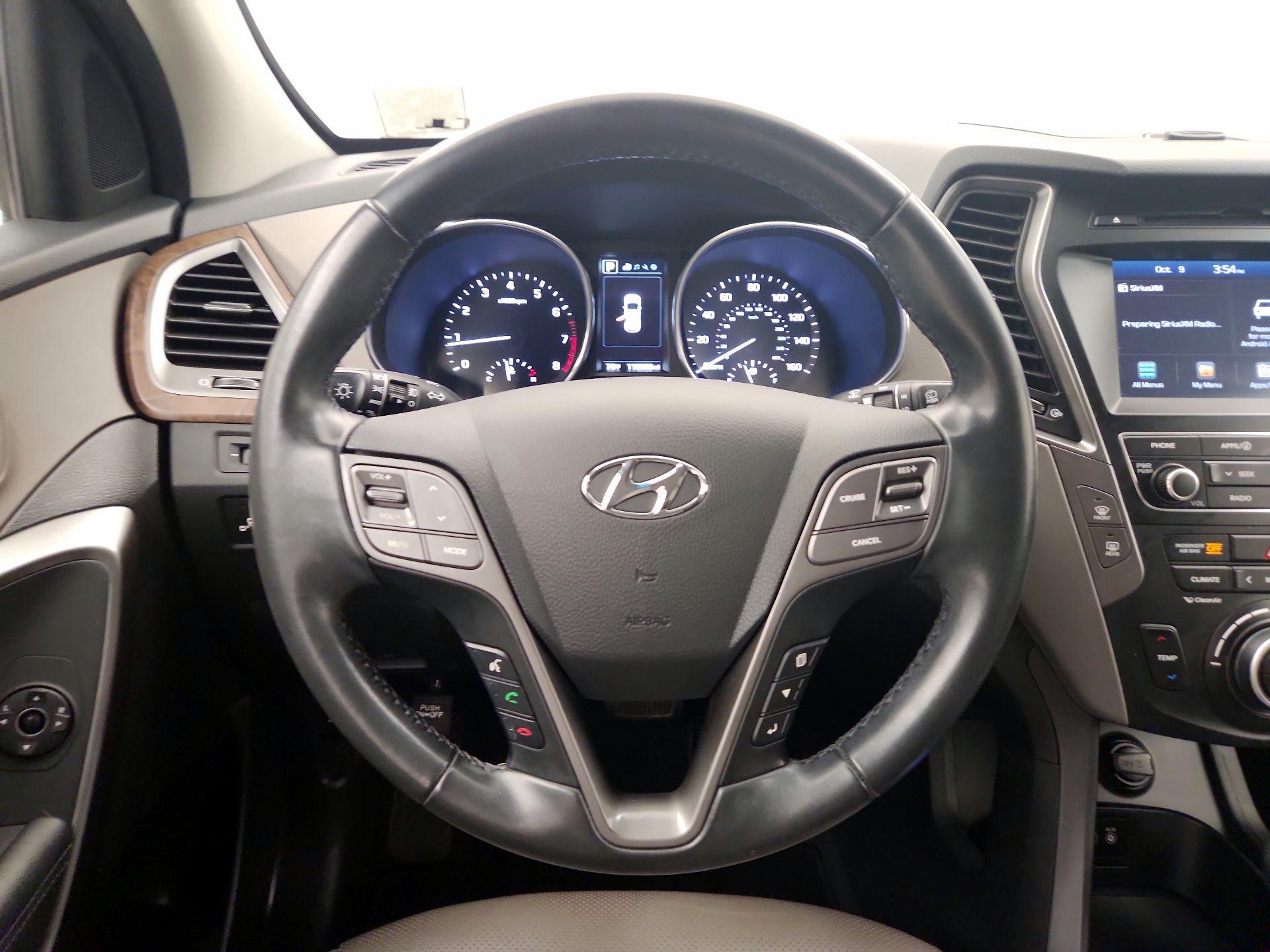 Thumbnail: 2018 Hyundai Santa Fe - 10