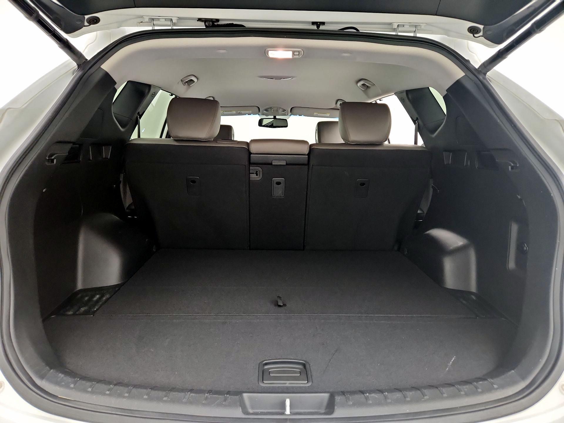 Thumbnail: 2018 Hyundai Santa Fe - 20
