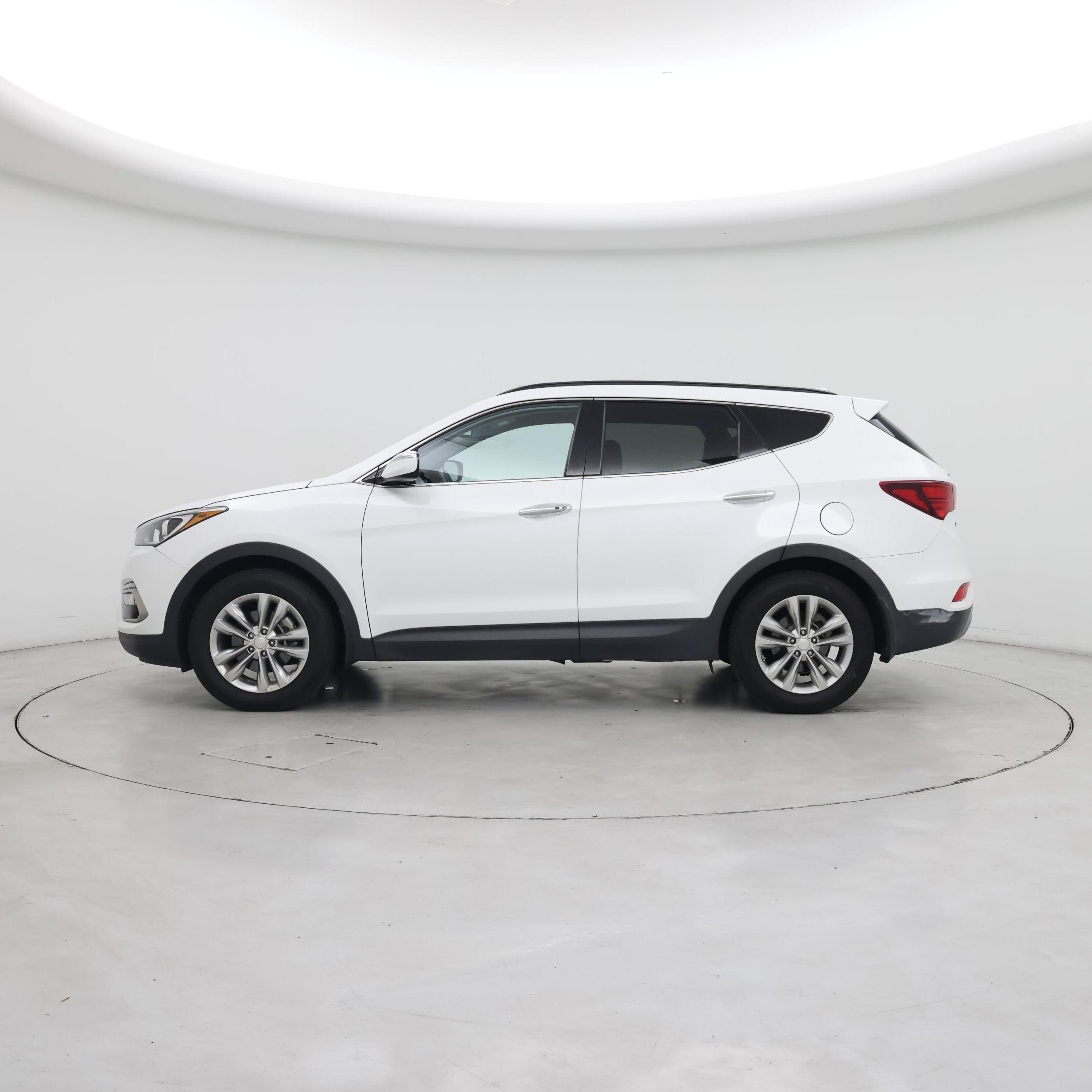 Thumbnail: 2018 Hyundai Santa Fe - 3