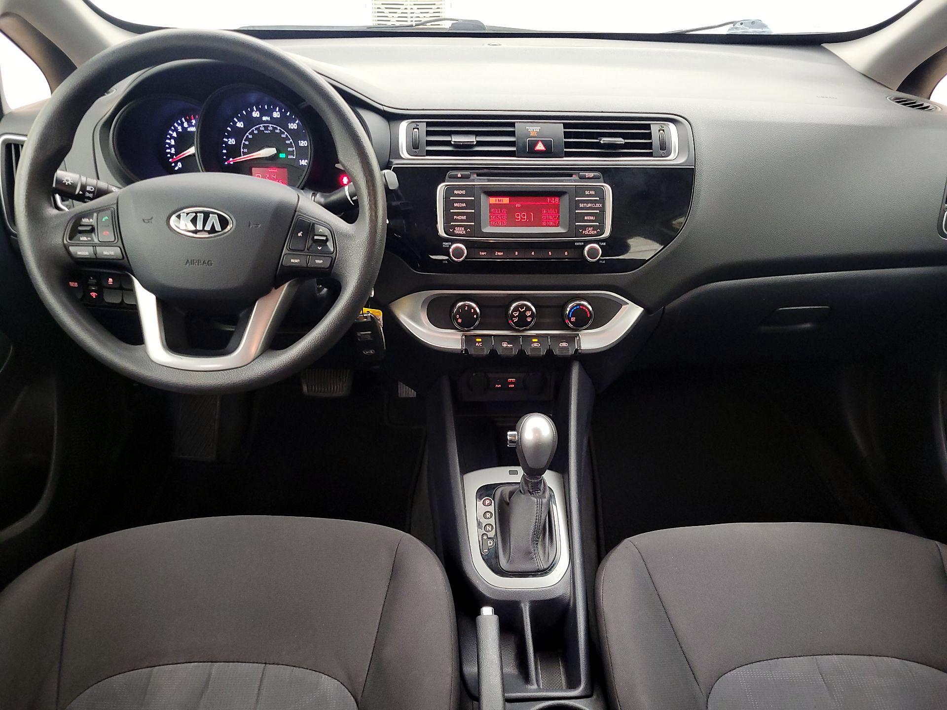 Thumbnail: 2016 Kia Rio - 9