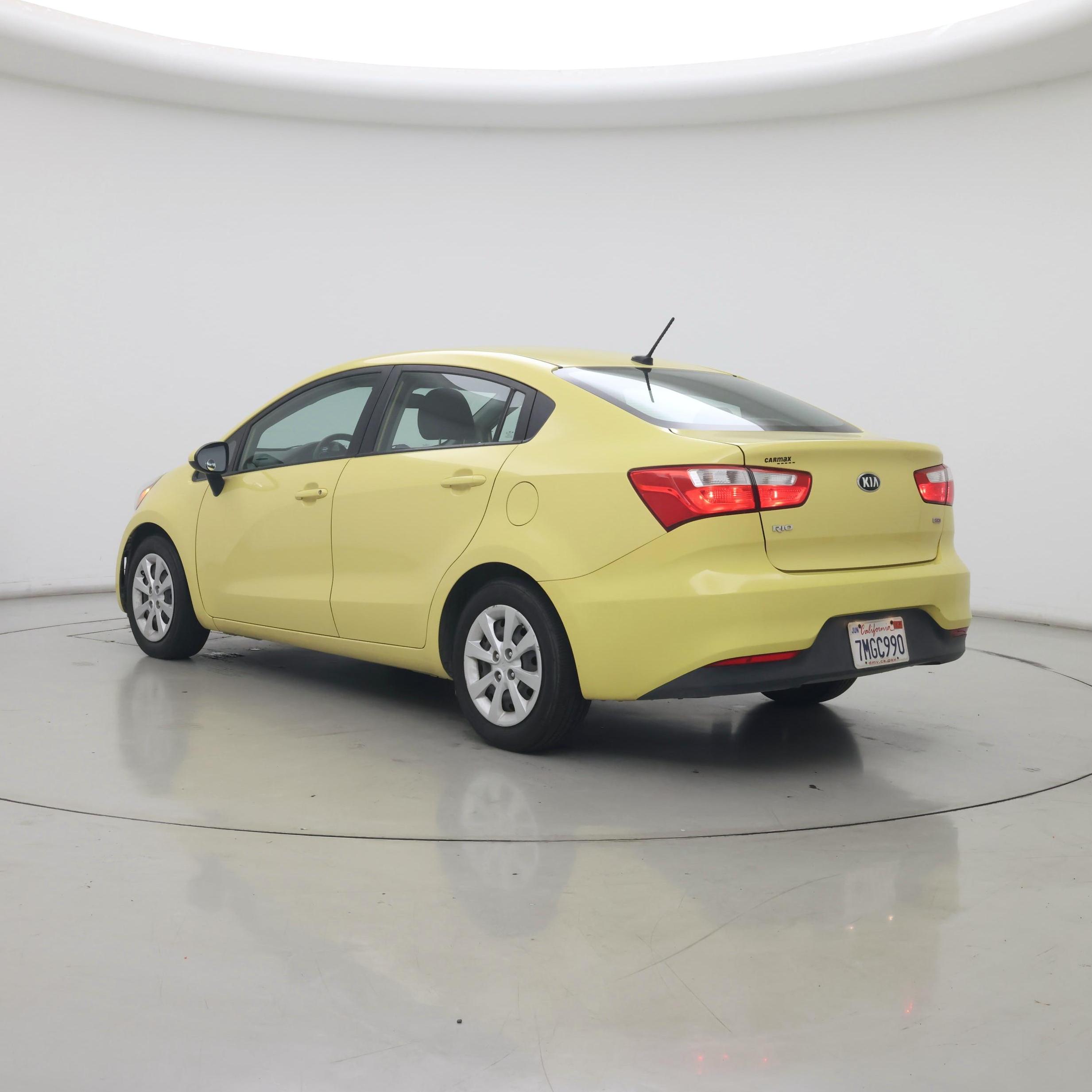 Thumbnail: 2016 Kia Rio - 2