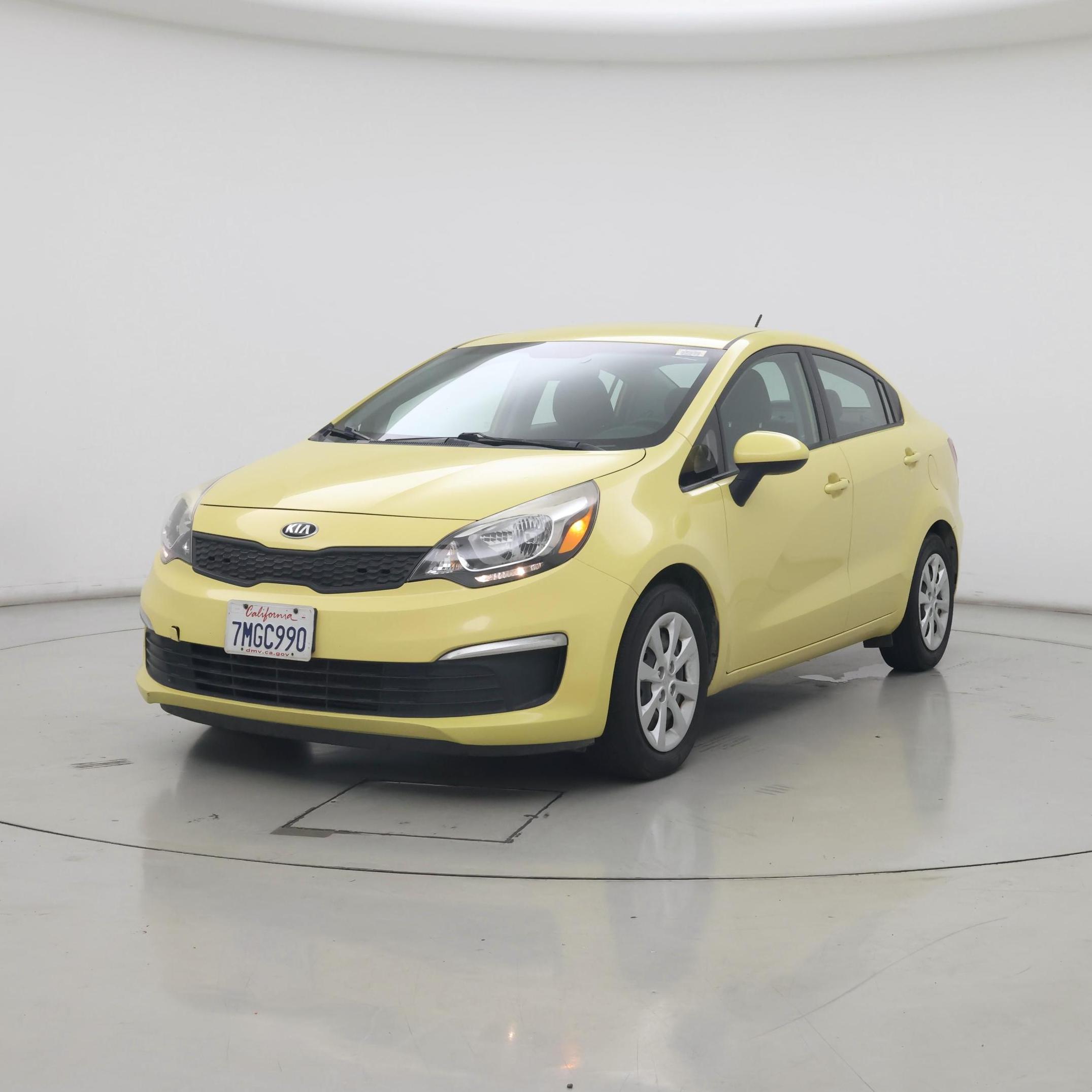 Thumbnail: 2016 Kia Rio - 4