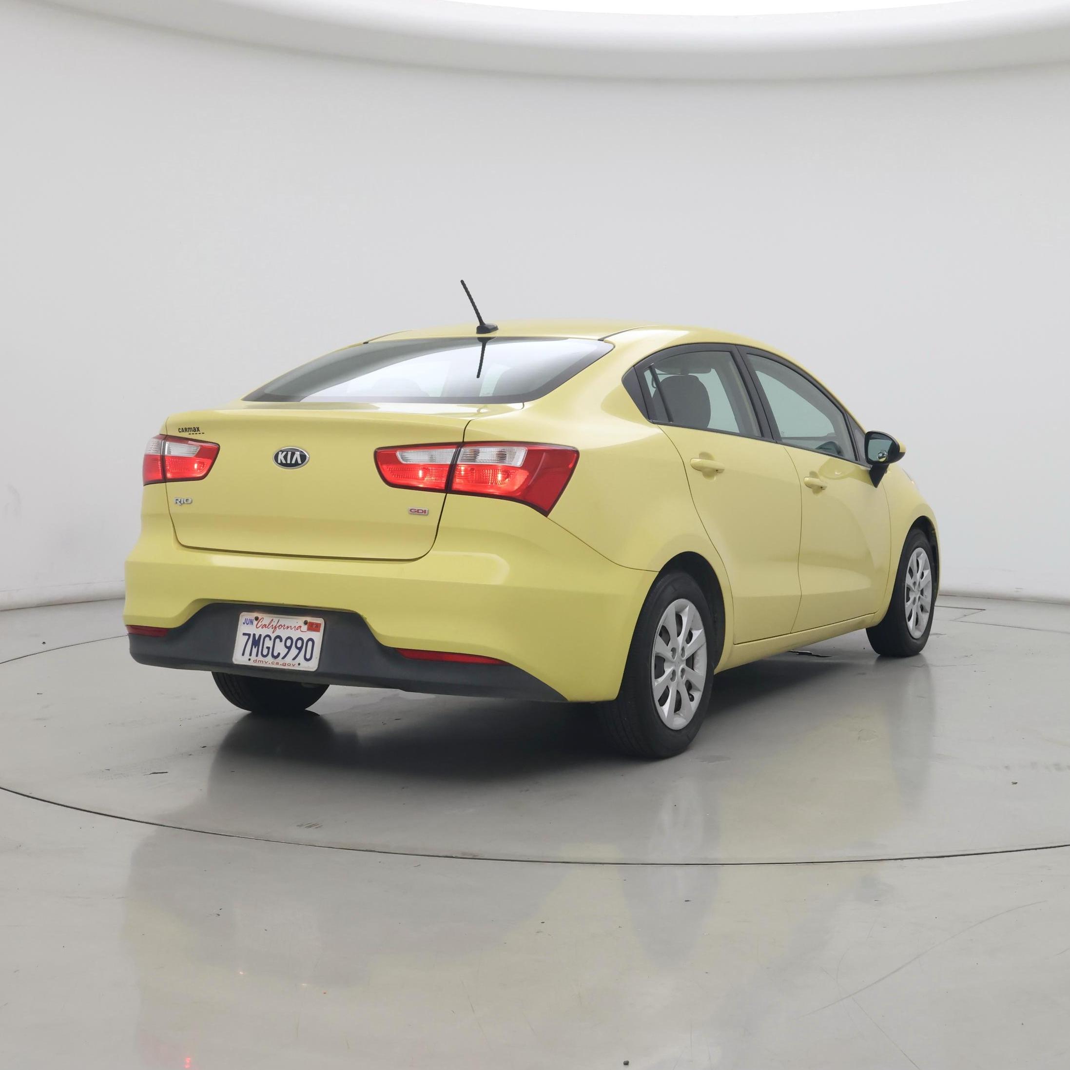Thumbnail: 2016 Kia Rio - 8