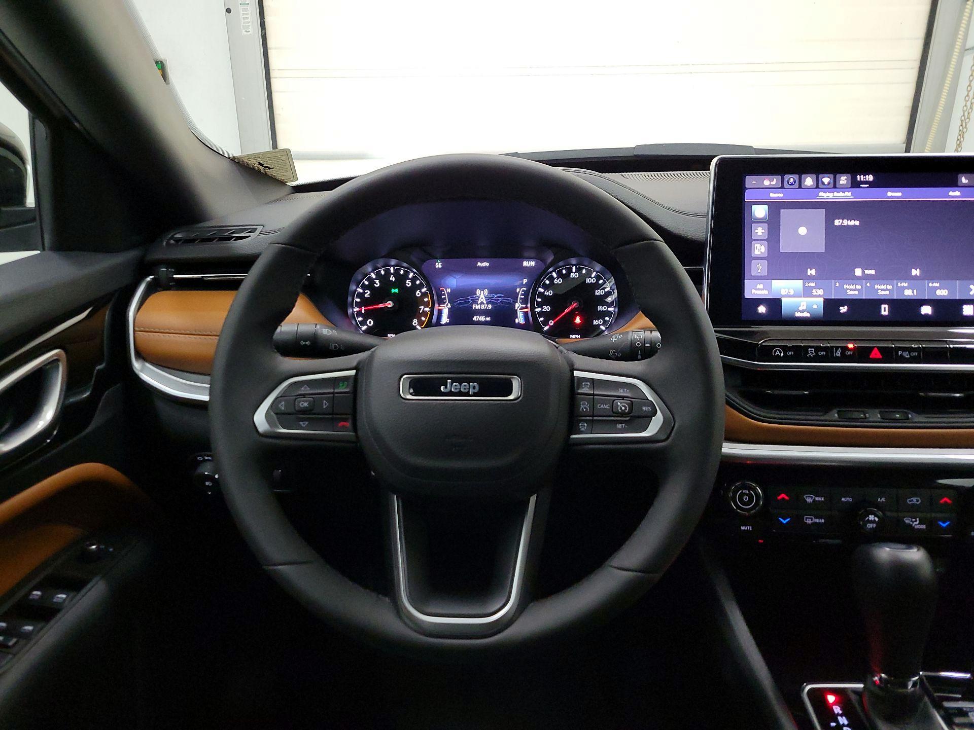 Thumbnail: 2025 Jeep Compass - 10