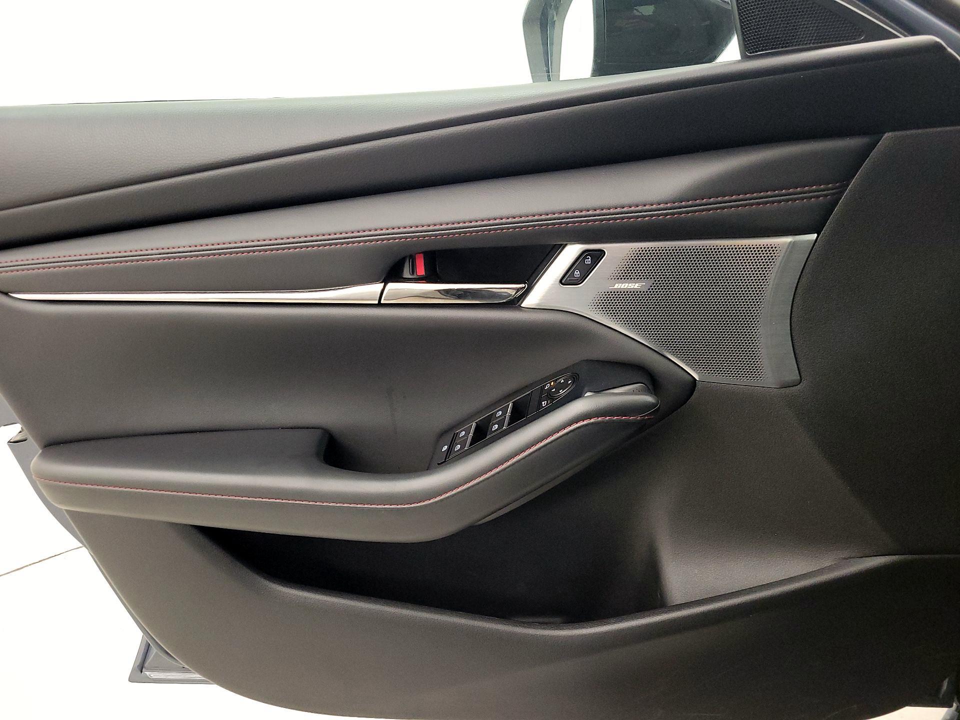 Thumbnail: 2023 Mazda Mazda3 - 12