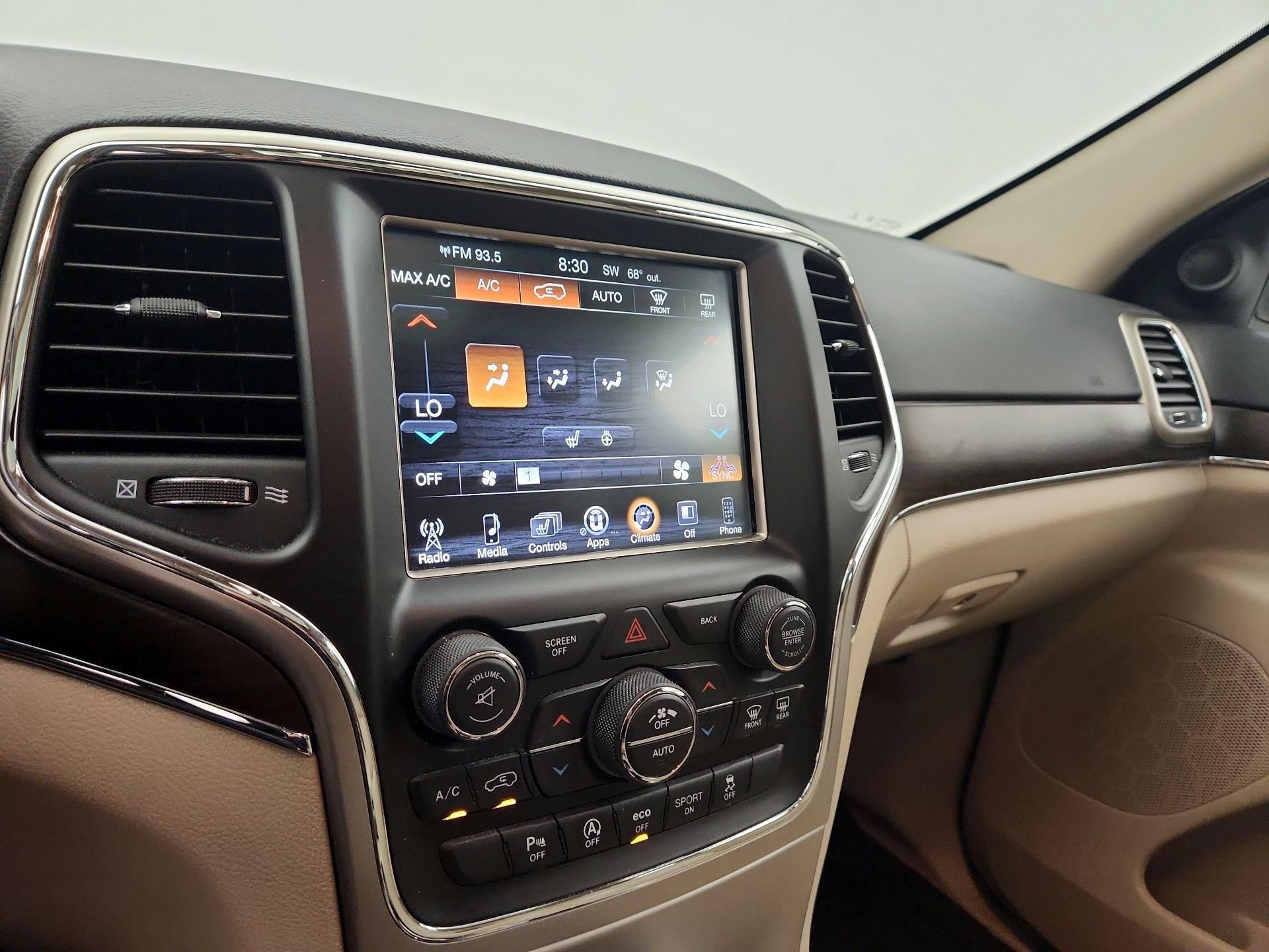 Thumbnail: 2016 Jeep Grand Cherokee - 16
