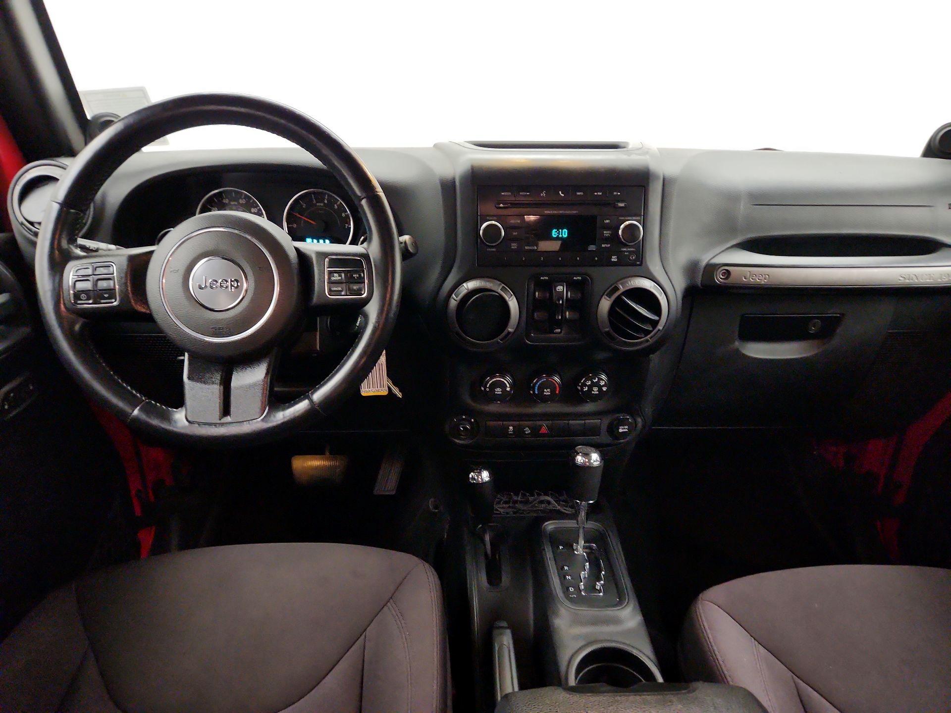 Thumbnail: 2014 Jeep Wrangler - 9