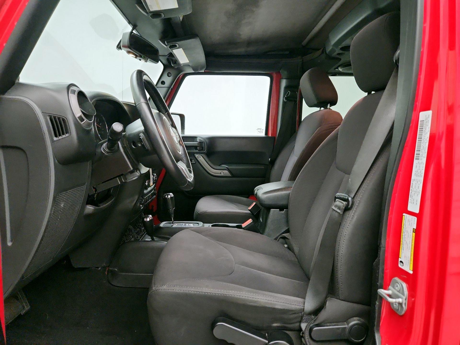 Thumbnail: 2014 Jeep Wrangler - 11