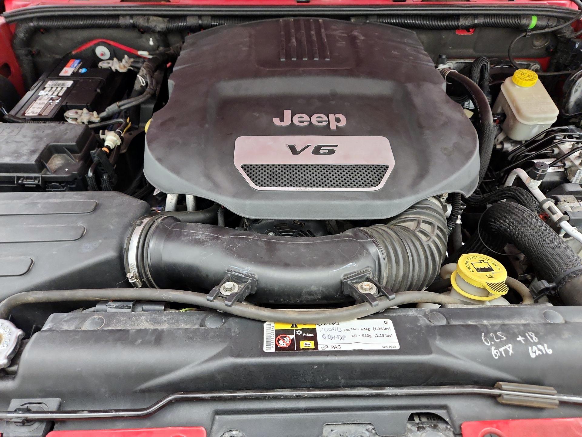 Thumbnail: 2014 Jeep Wrangler - 19