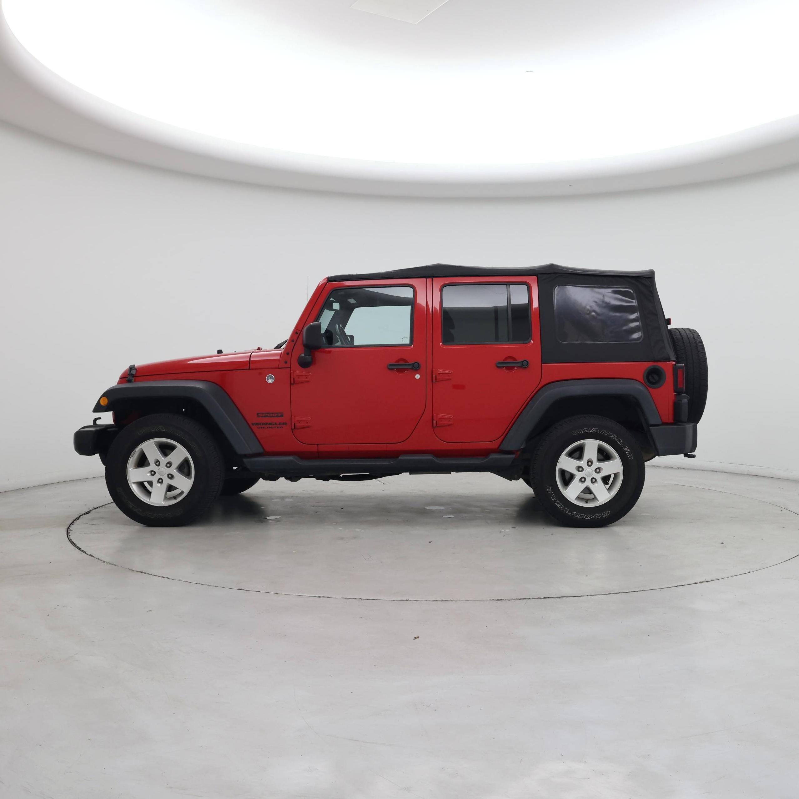 Thumbnail: 2014 Jeep Wrangler - 3