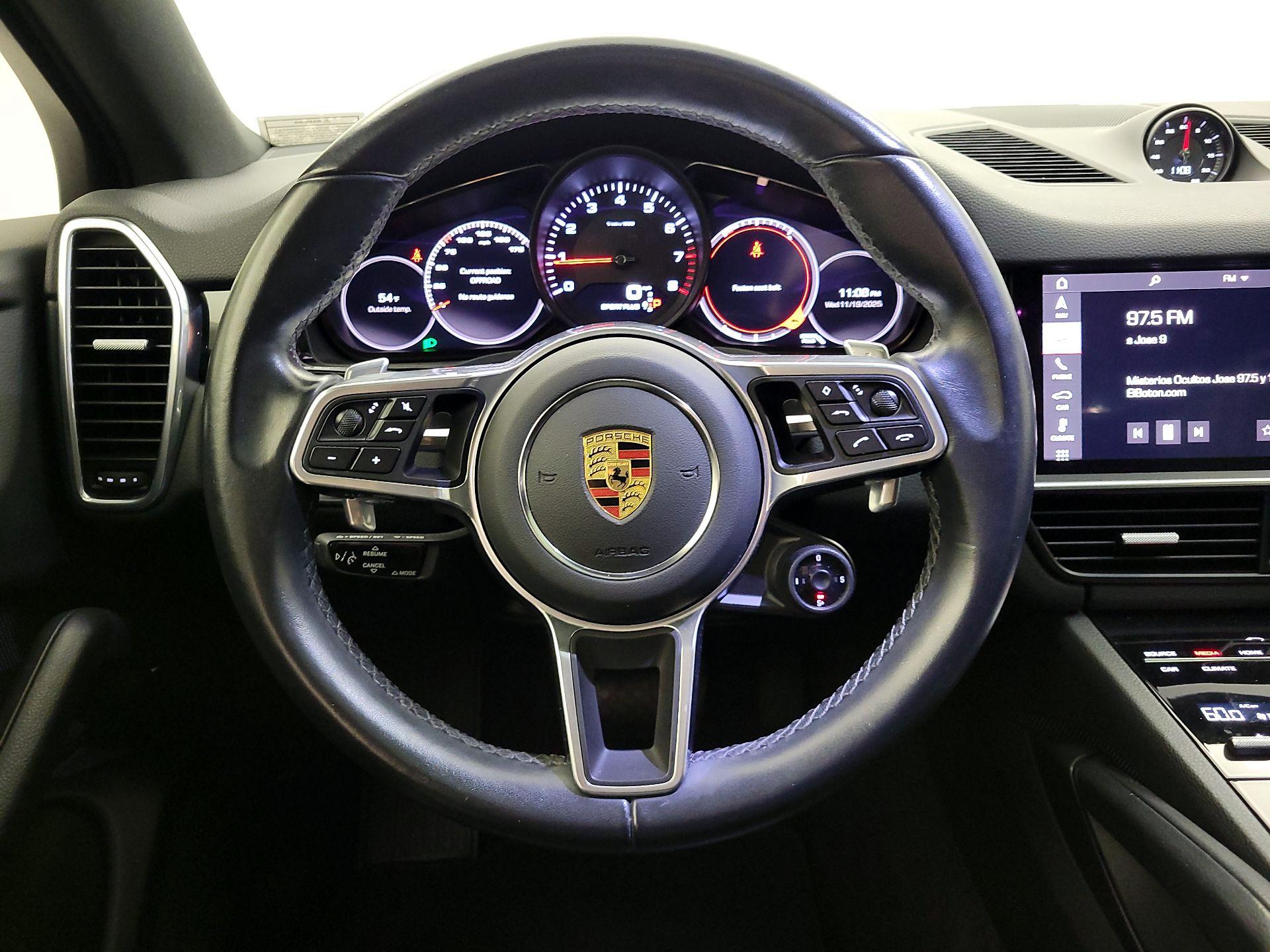 Thumbnail: 2021 Porsche Cayenne - 10