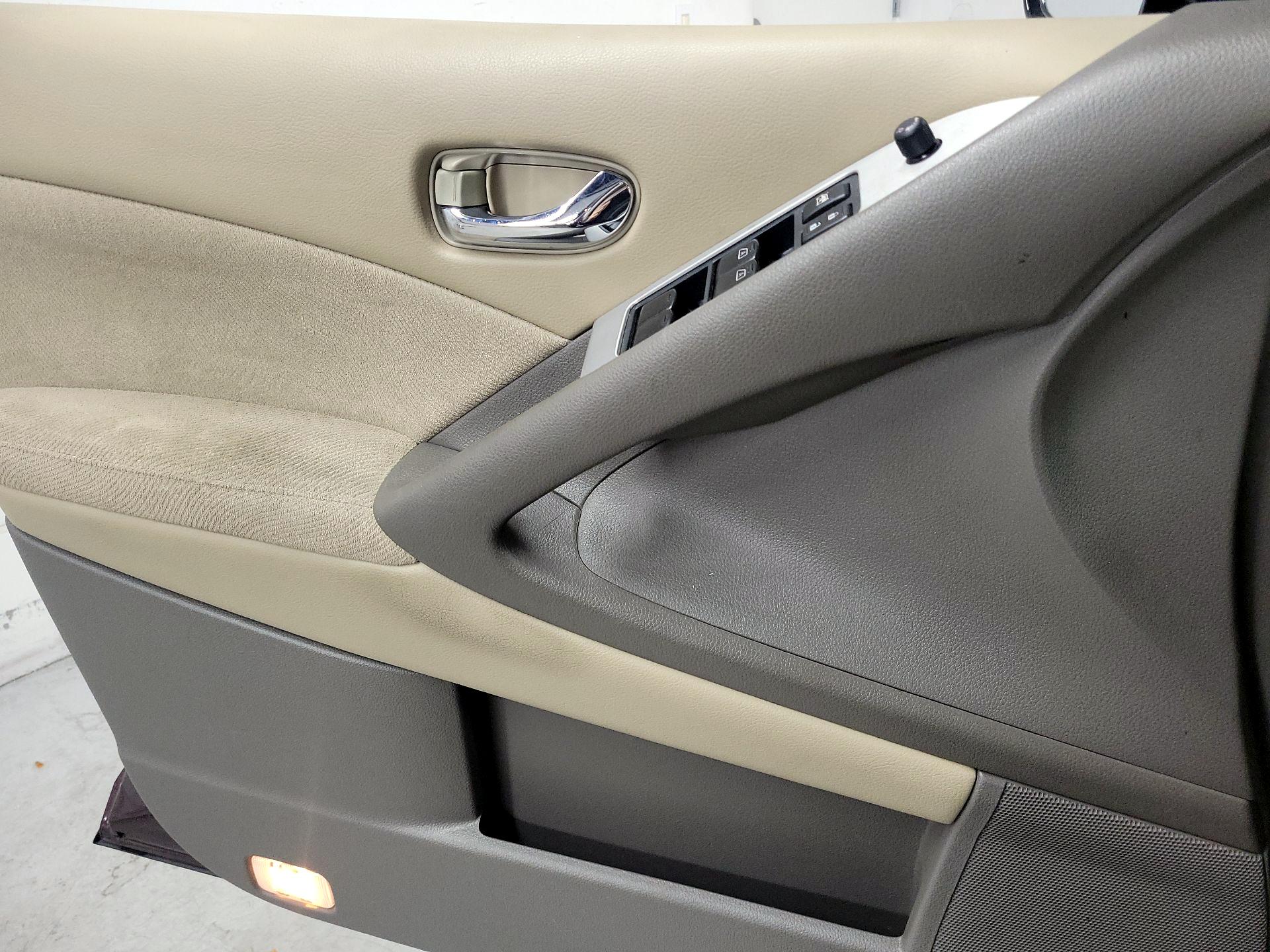 Thumbnail: 2014 Nissan Murano - 12