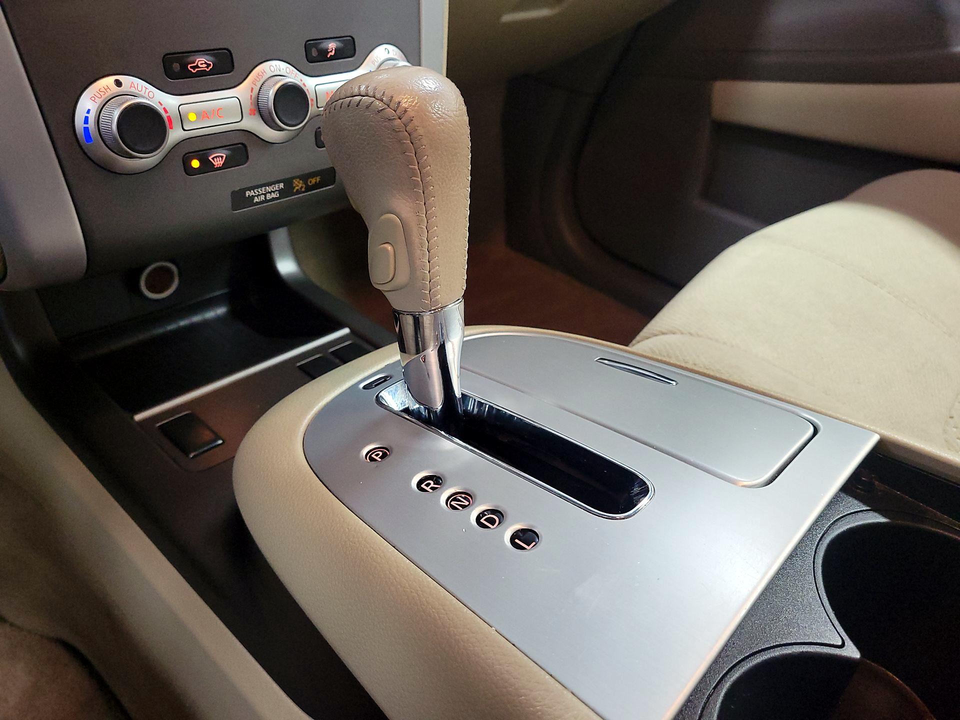 Thumbnail: 2014 Nissan Murano - 16