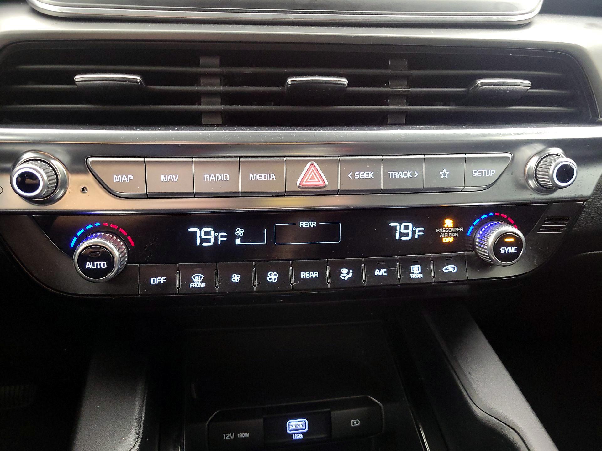 Thumbnail: 2022 Kia Telluride - 17