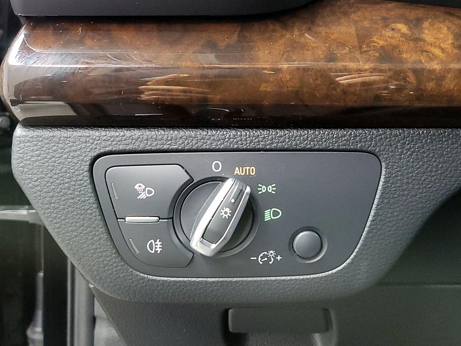 Thumbnail: 2019 Audi Q5 - 13