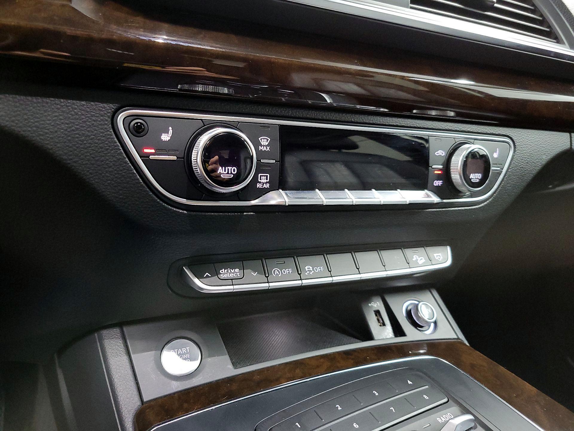 Thumbnail: 2019 Audi Q5 - 16