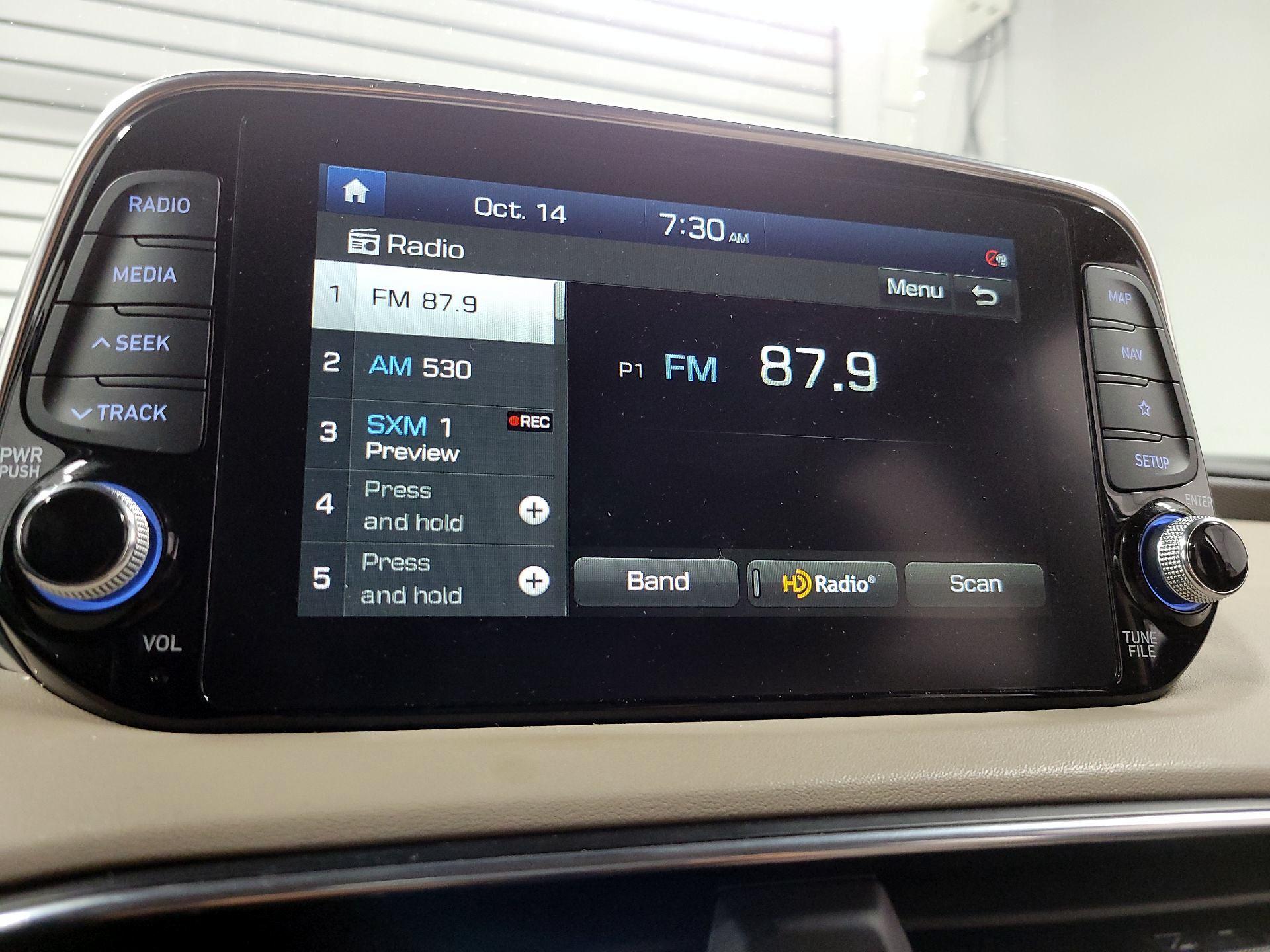 Thumbnail: 2020 Hyundai Santa Fe - 16