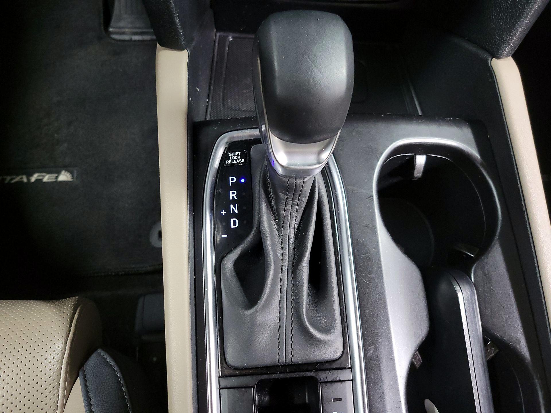 Thumbnail: 2020 Hyundai Santa Fe - 18