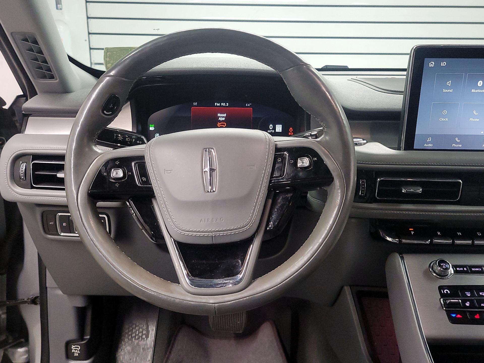 Thumbnail: 2020 Lincoln Aviator - 10