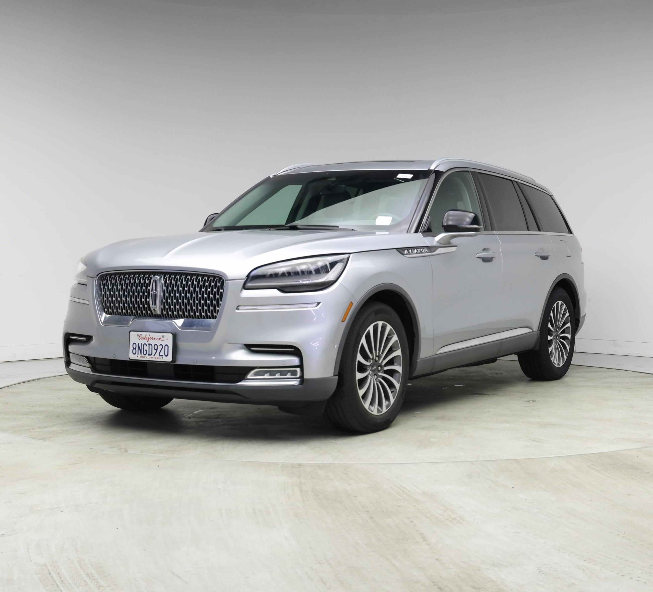 Thumbnail: 2020 Lincoln Aviator - 4