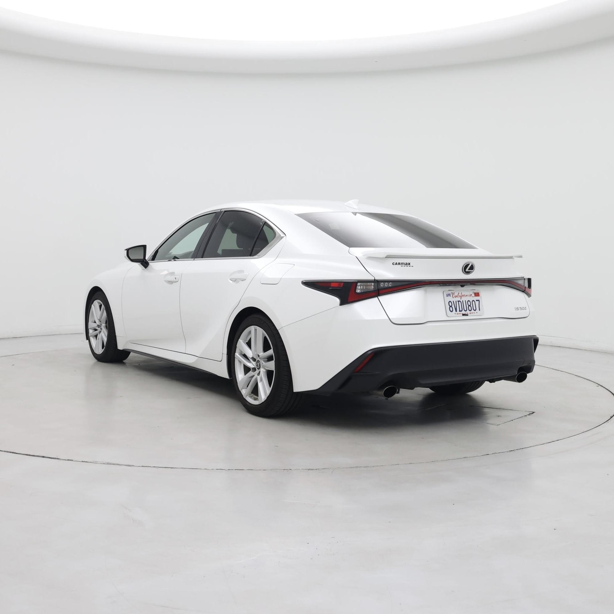 Thumbnail: 2021 Lexus IS - 2
