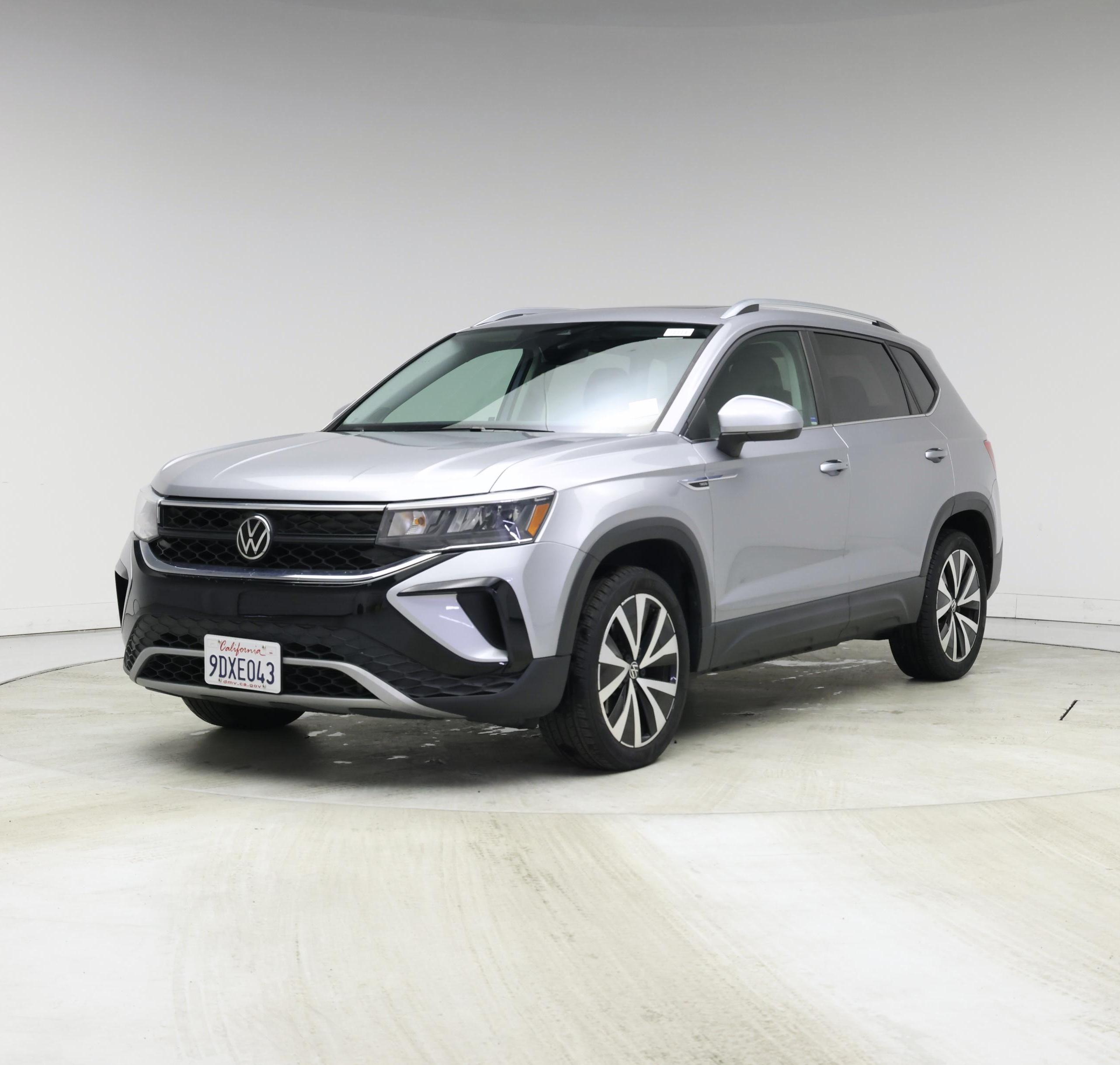 Thumbnail: 2023 Volkswagen Taos - 4