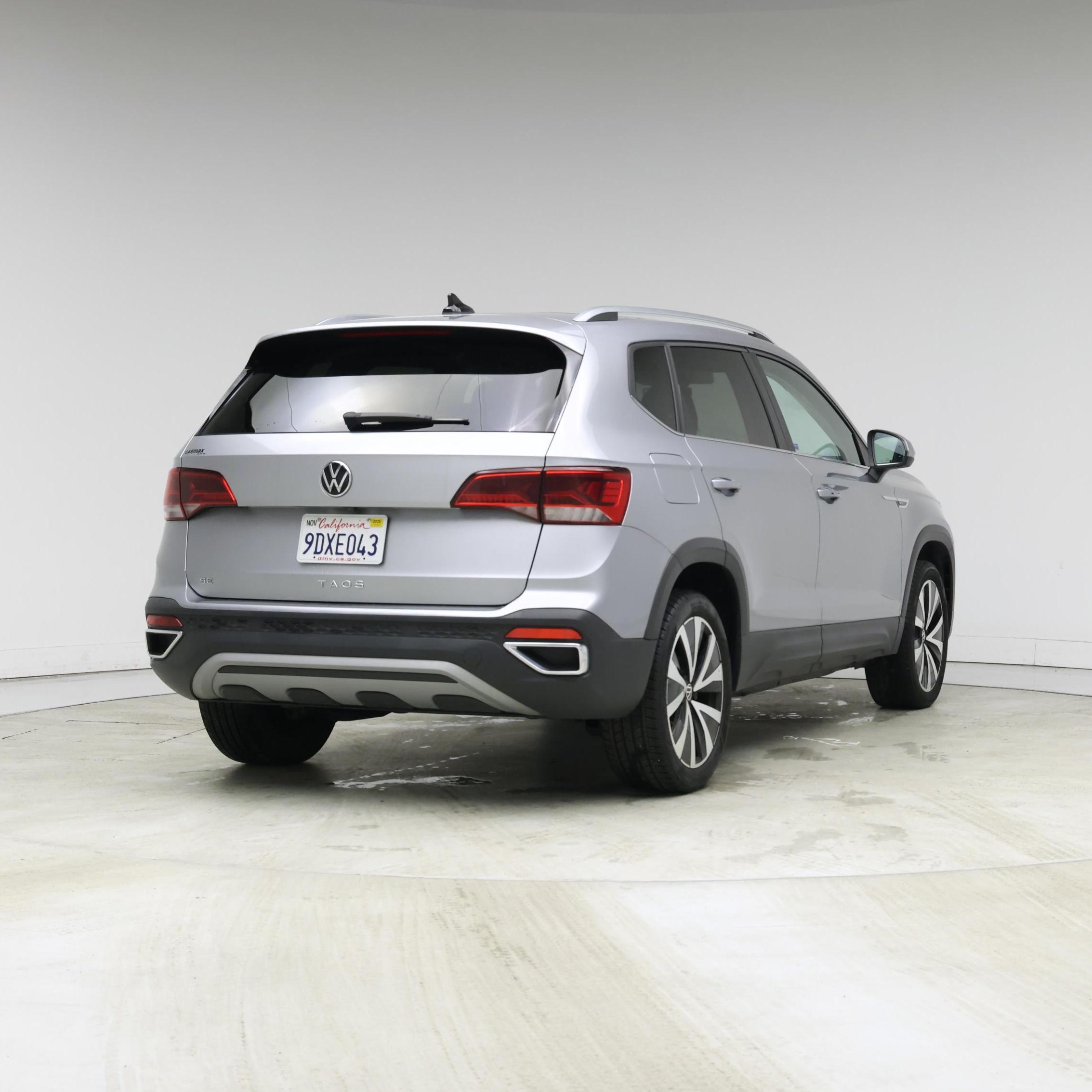 Thumbnail: 2023 Volkswagen Taos - 8