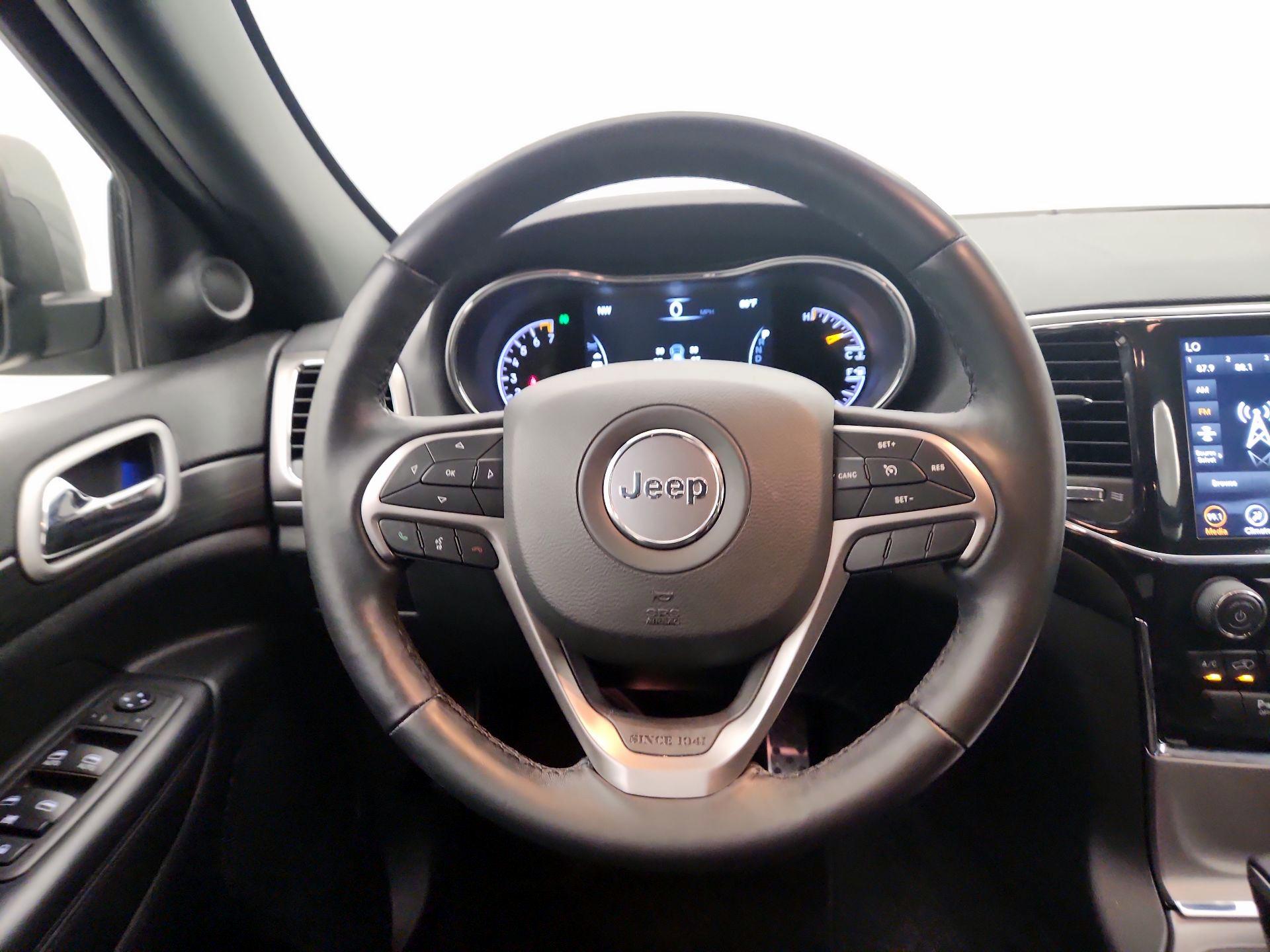 Thumbnail: 2022 Jeep Grand Cherokee - 10