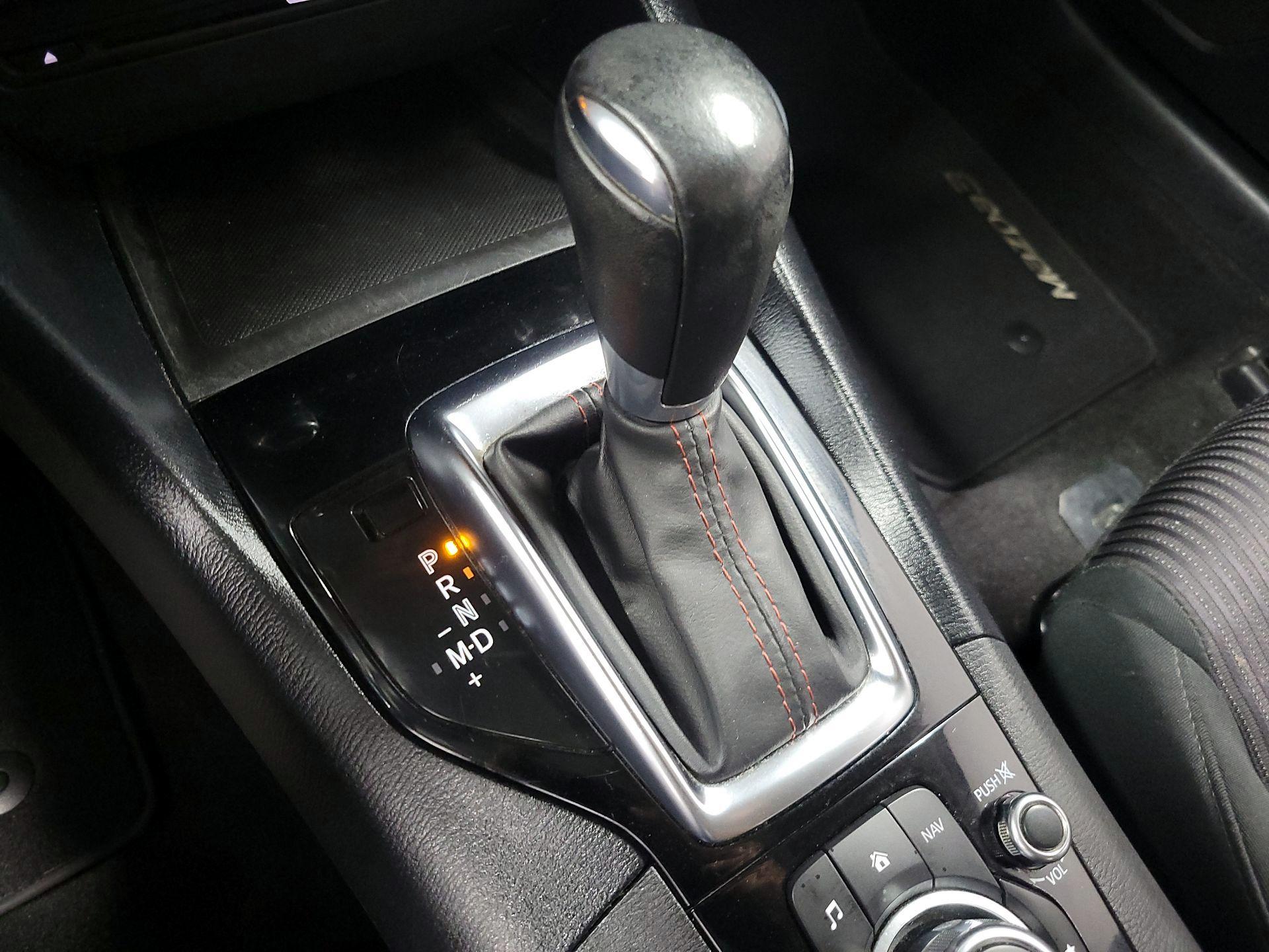 Thumbnail: 2015 Mazda Mazda3 - 16