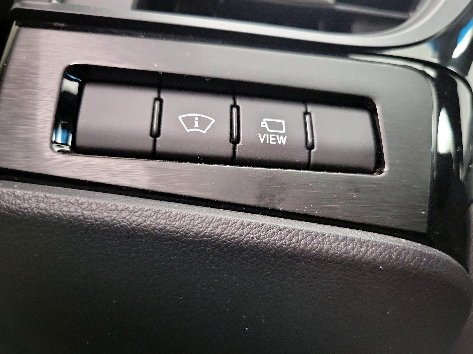 Thumbnail: 2024 Lexus ES - 13