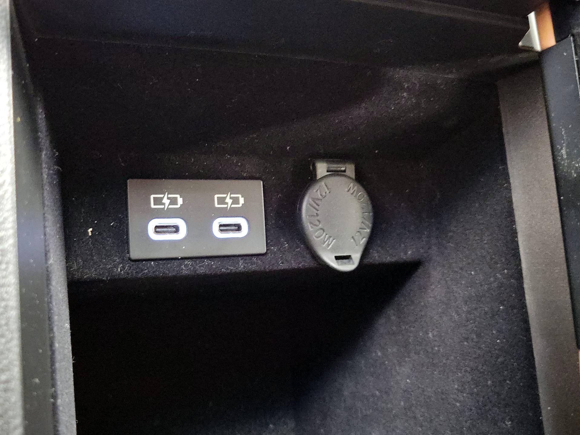 Thumbnail: 2024 Lexus ES - 18