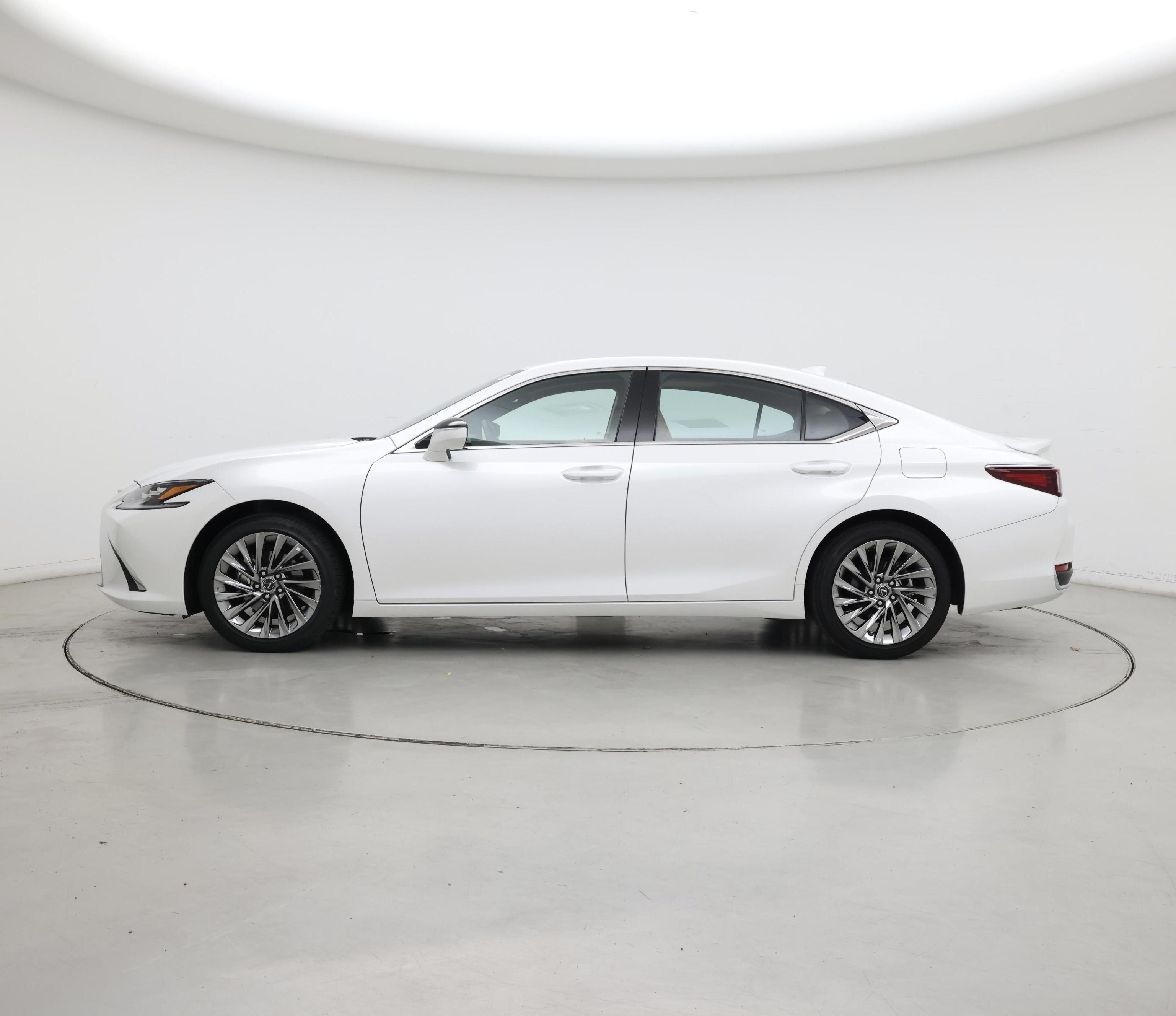 Thumbnail: 2024 Lexus ES - 3