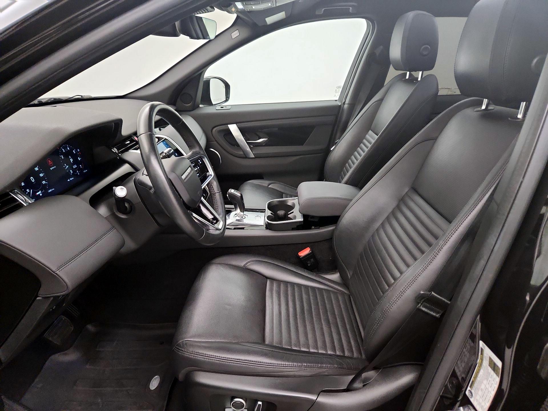 Thumbnail: 2021 Land Rover Discovery Sport - 11