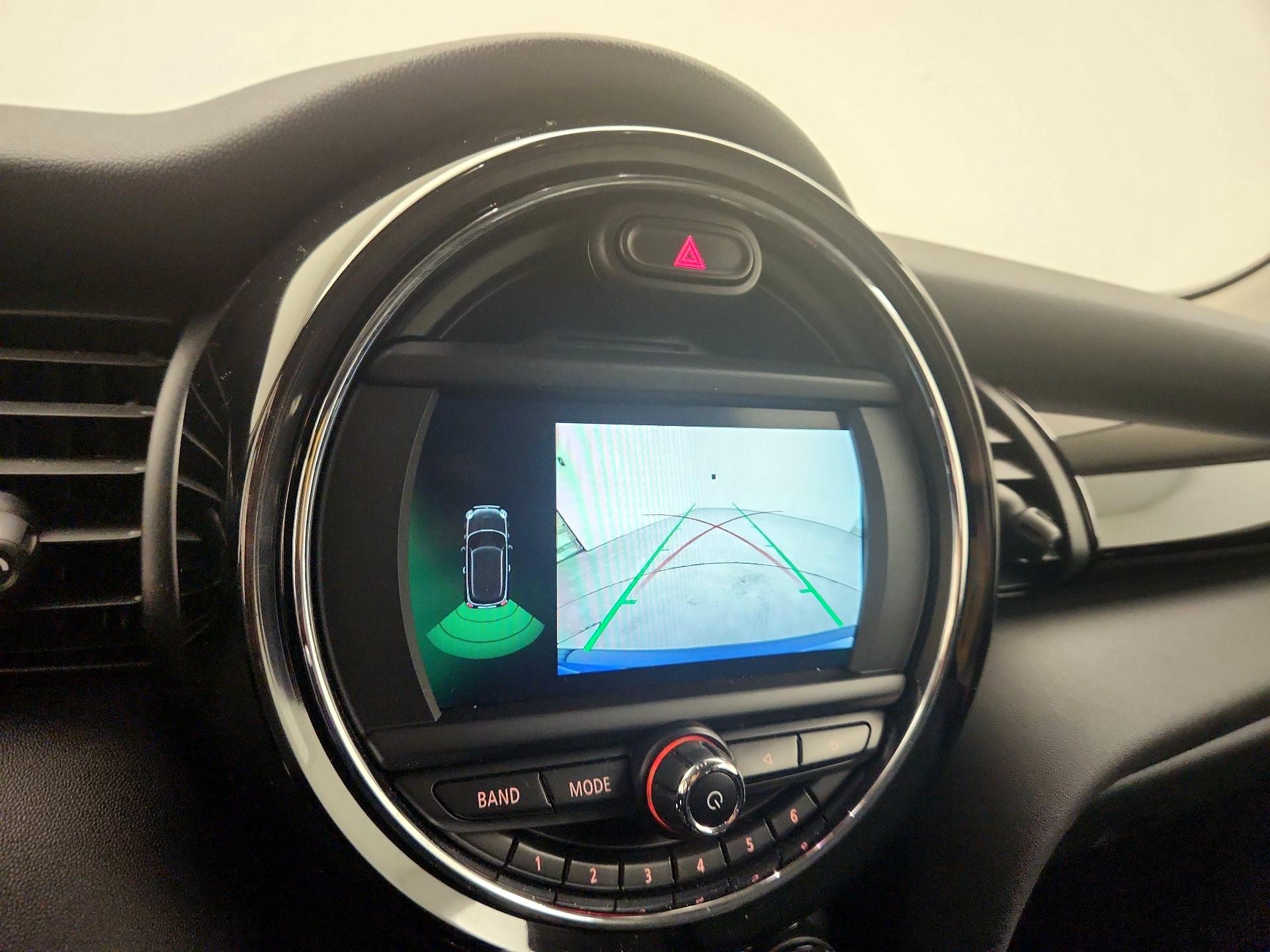 Thumbnail: 2019 MINI Cooper Hardtop - 14