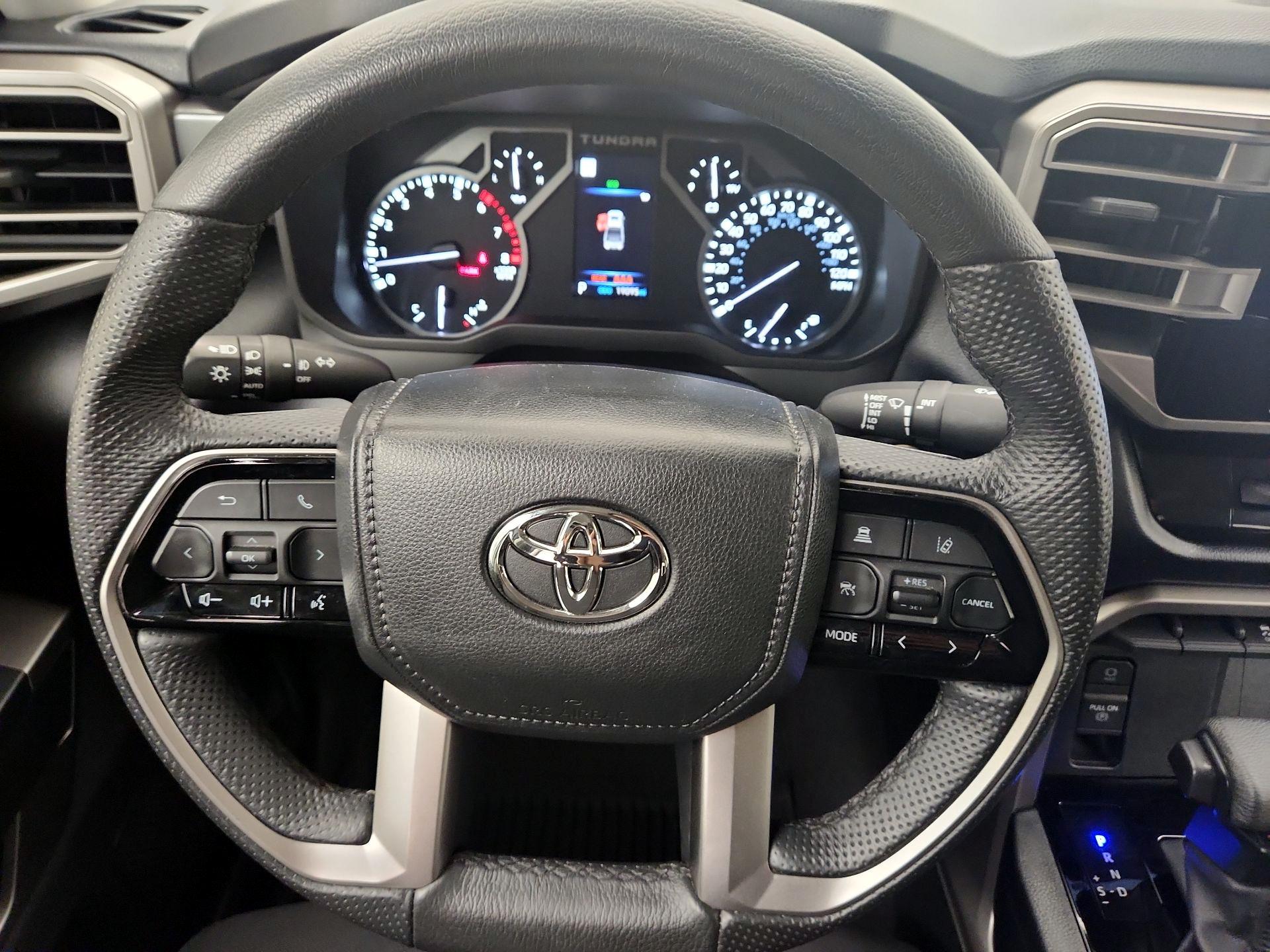 Thumbnail: 2024 Toyota Tundra - 10