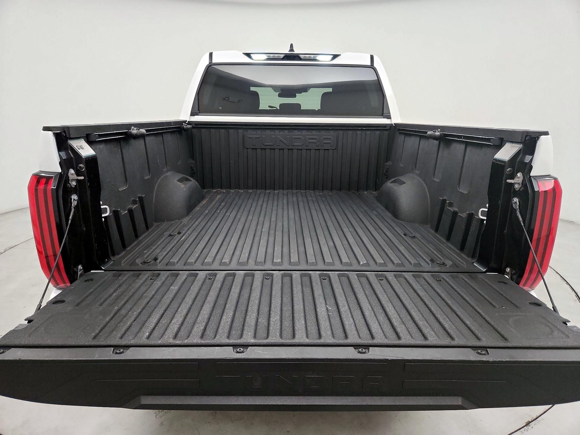 Thumbnail: 2024 Toyota Tundra - 19