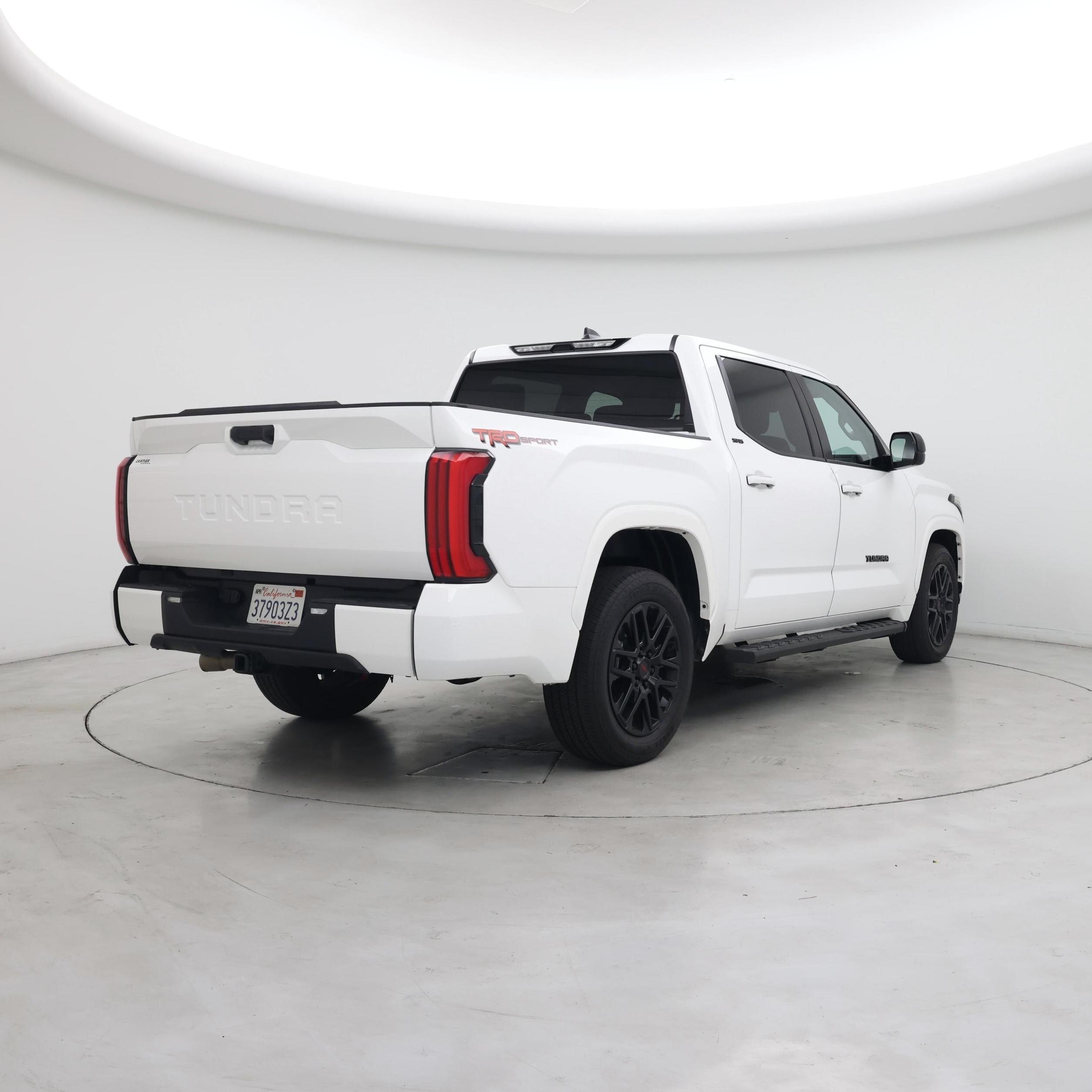 Thumbnail: 2024 Toyota Tundra - 8