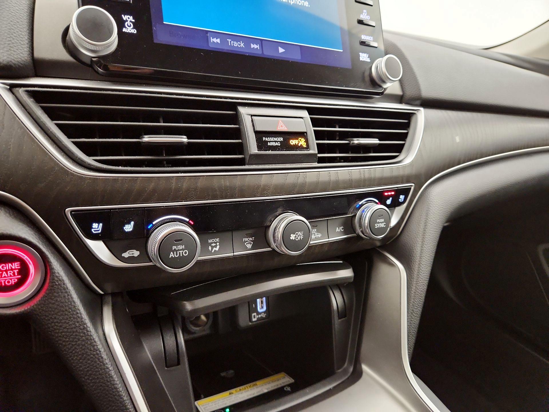 Thumbnail: 2019 Honda Accord - 17