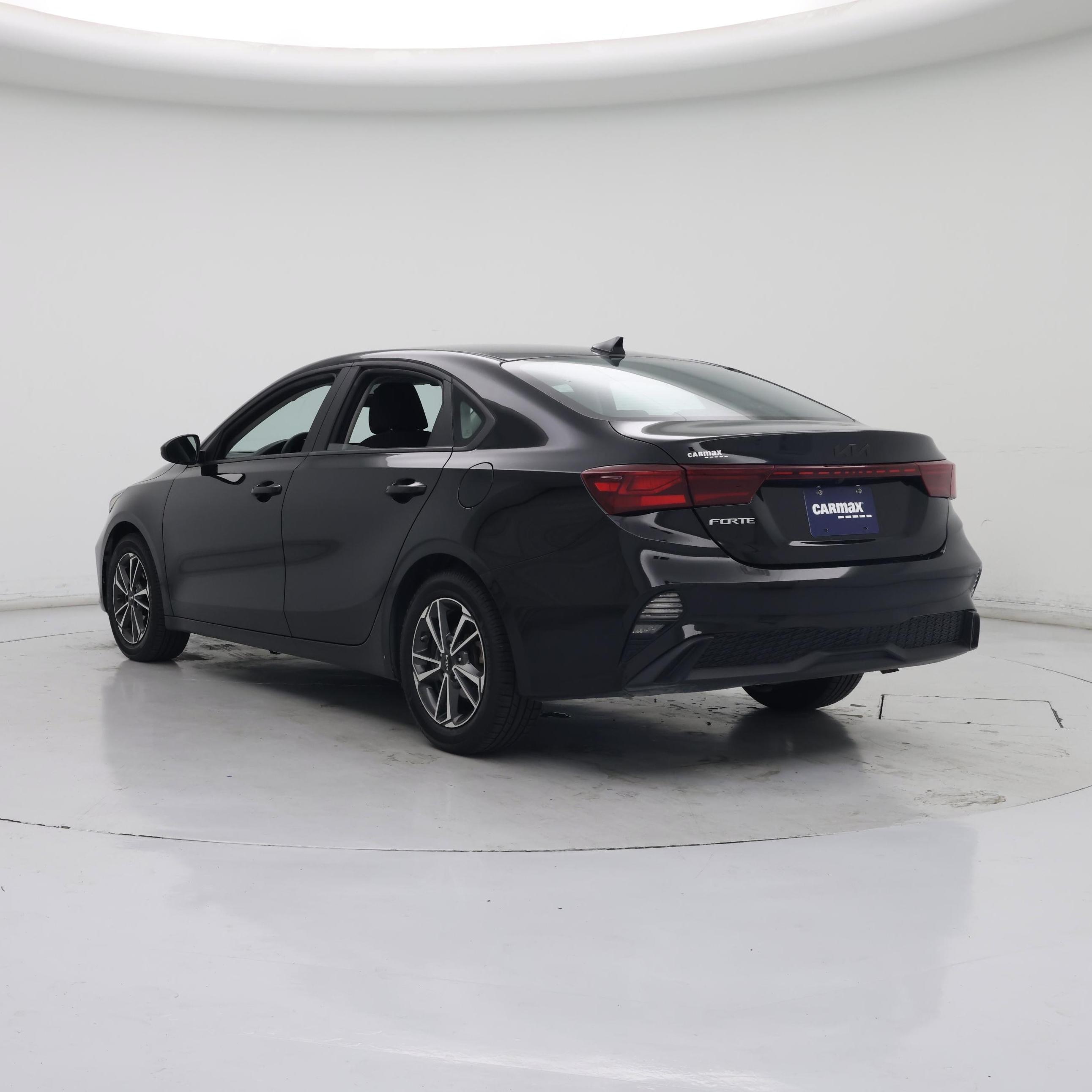 Thumbnail: 2023 Kia Forte - 2