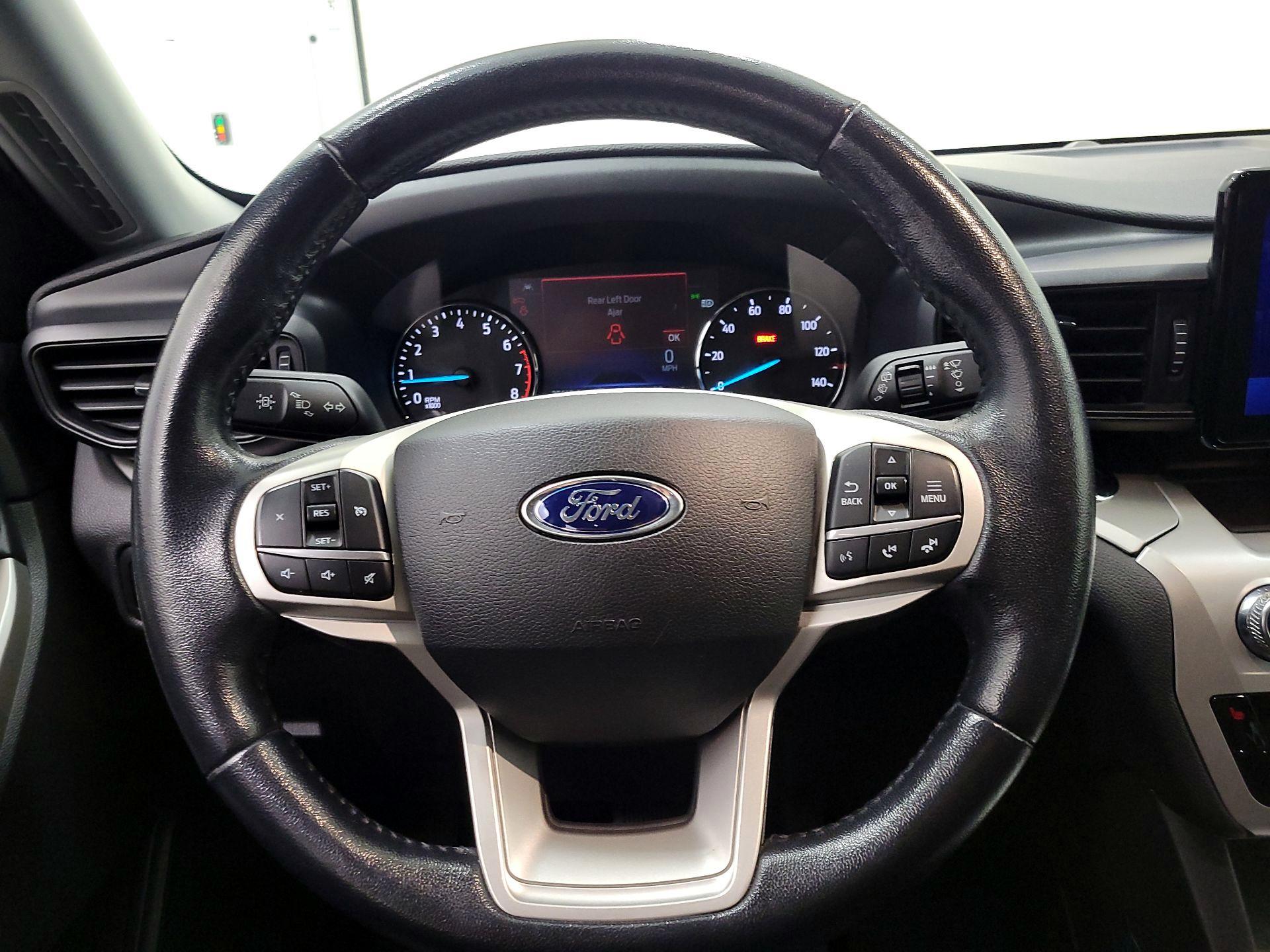 Thumbnail: 2021 Ford Explorer - 10