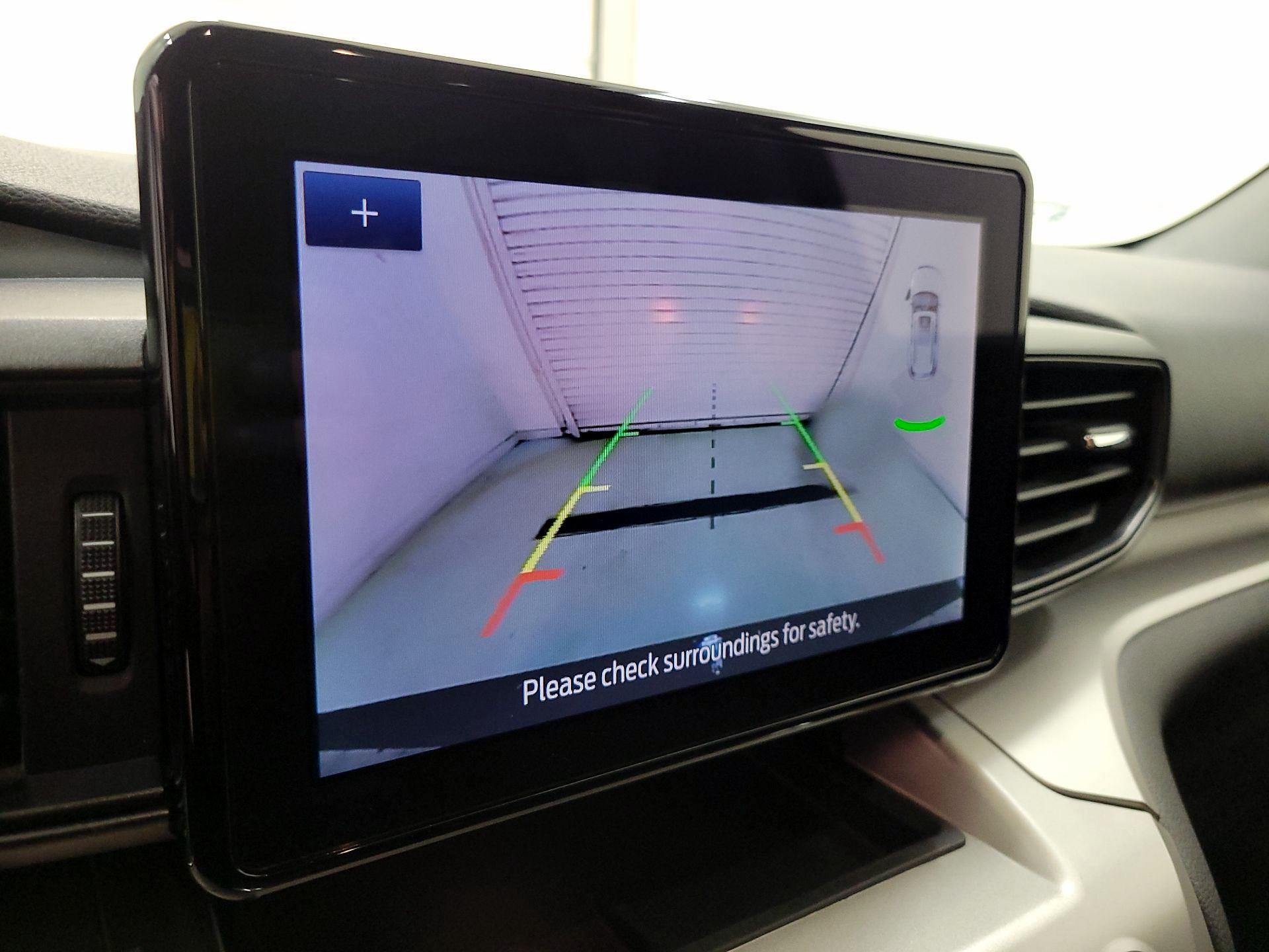 Thumbnail: 2021 Ford Explorer - 14