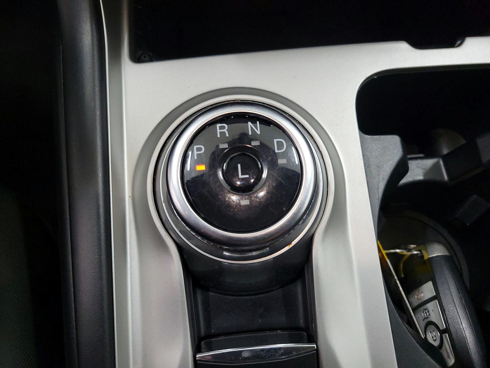 Thumbnail: 2021 Ford Explorer - 17